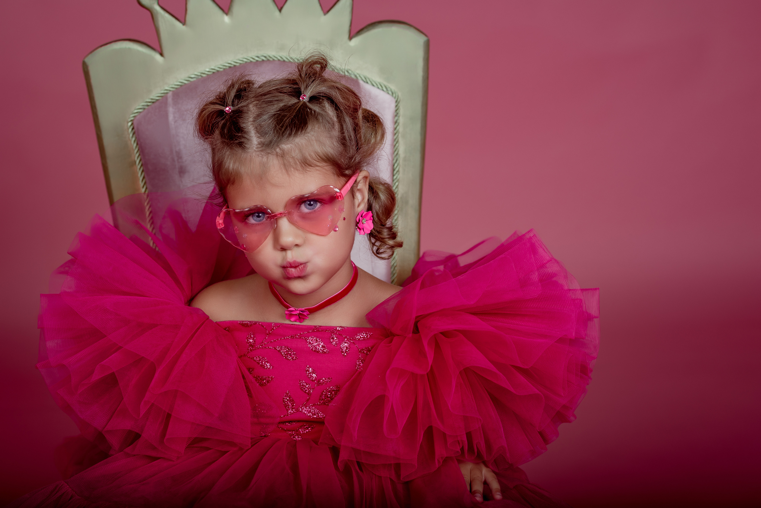 Фотосессия в стиле барби. Детский студийный фотограф Сочи