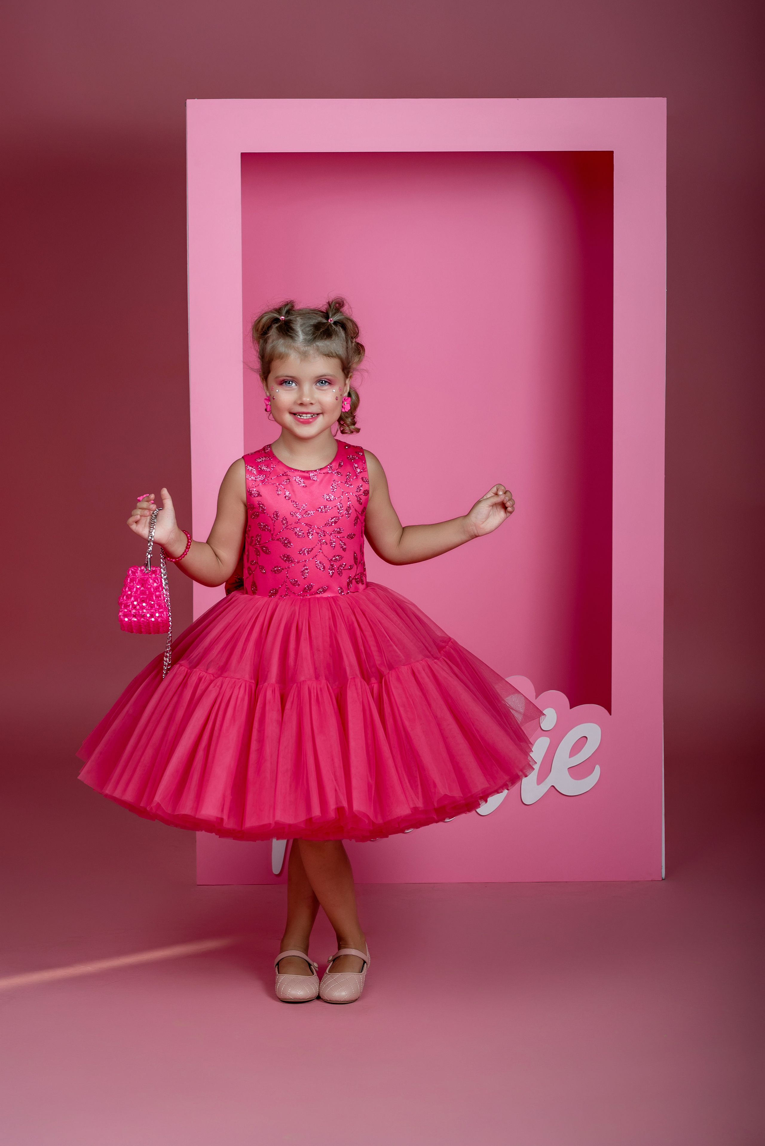 Фотосессия в стиле барби. Детский студийный фотограф Сочи