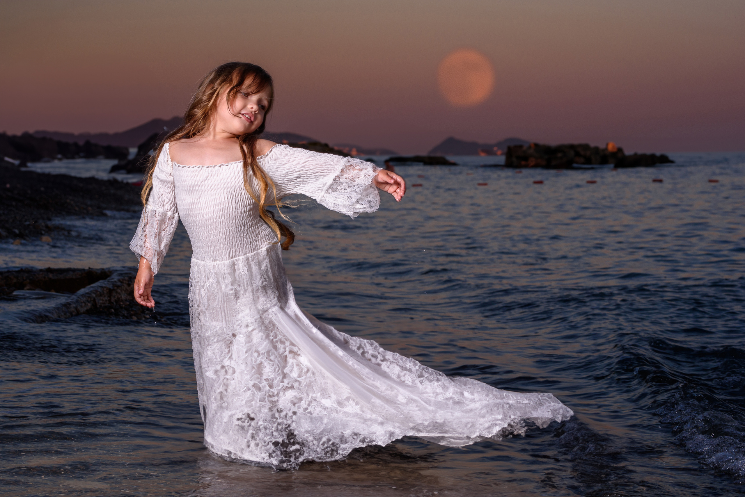 Фотосессия на закате. Детский студийный фотограф Сочи