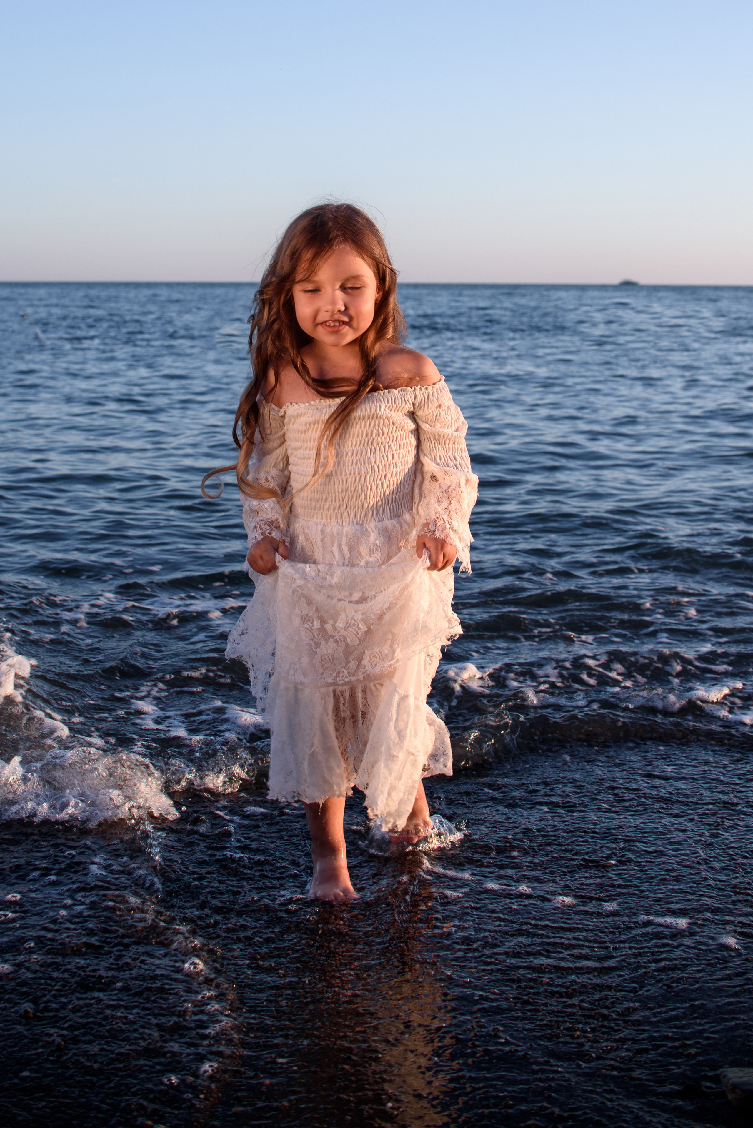 Фотосессия на закате. Детский студийный фотограф Сочи