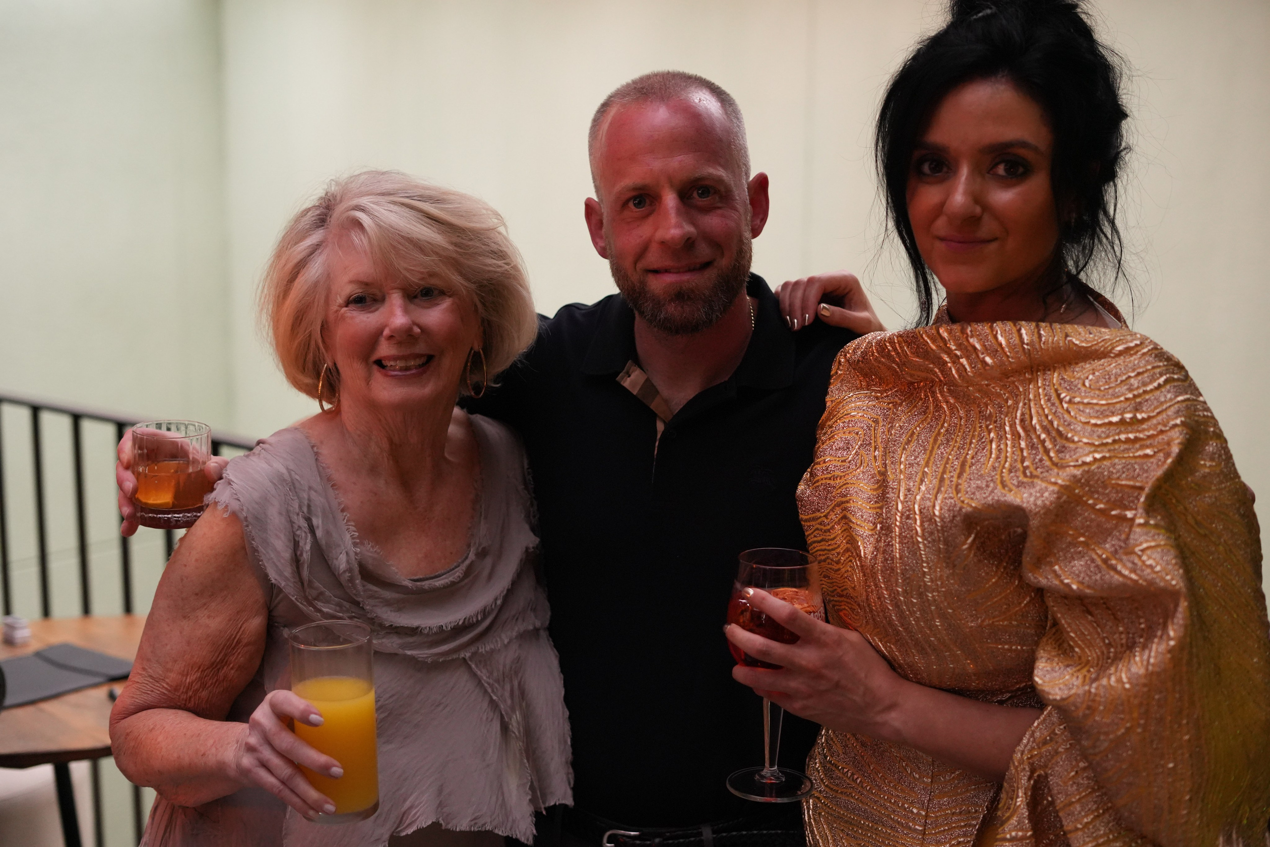 Olivia and Zack / 1 wedding day. Wedding Photographer in Barcelona and Medellin