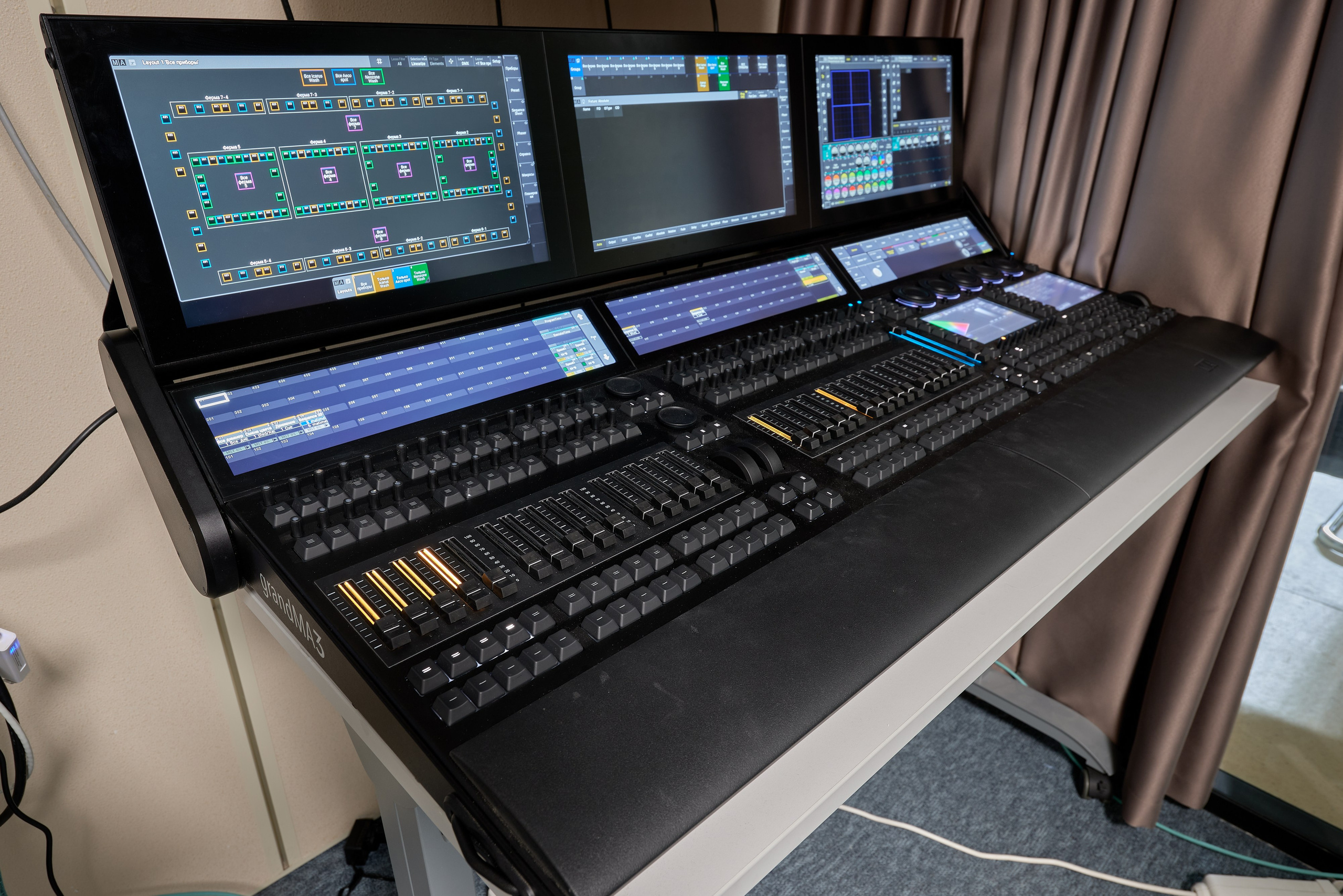 Центр спортивной подготовки Республики Башкортостан Дворец борьбы. Абросимов Лев интерьерный и архитектурный фотограф