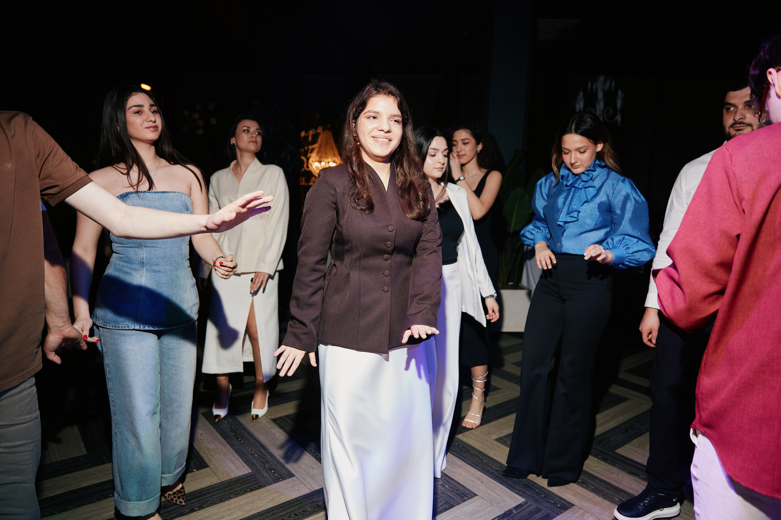 День рождения в Двин Холл 02.05. Свадебный репортажный фотограф краснодар максим дремов дрёмов фотосессия студия цена