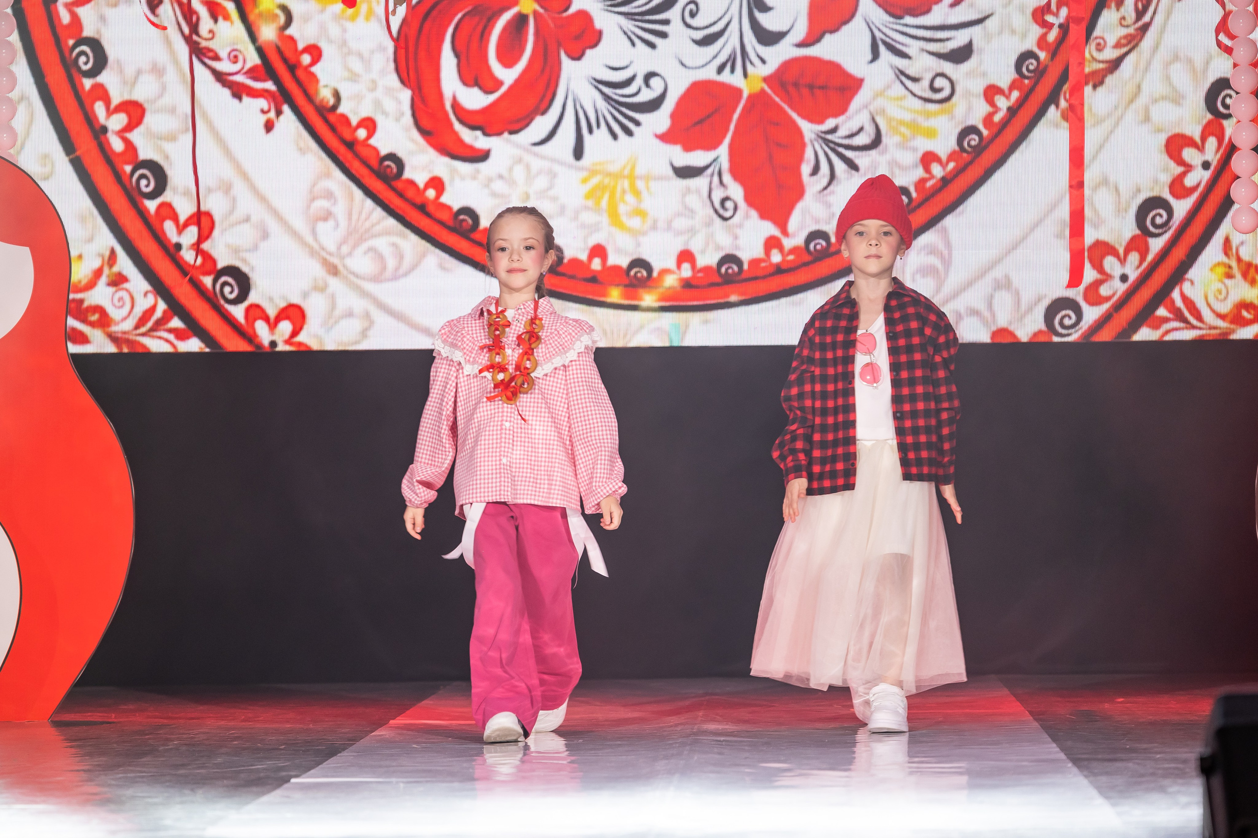 Показ Happy Kids. Выпускные альбомы во Владивостоке