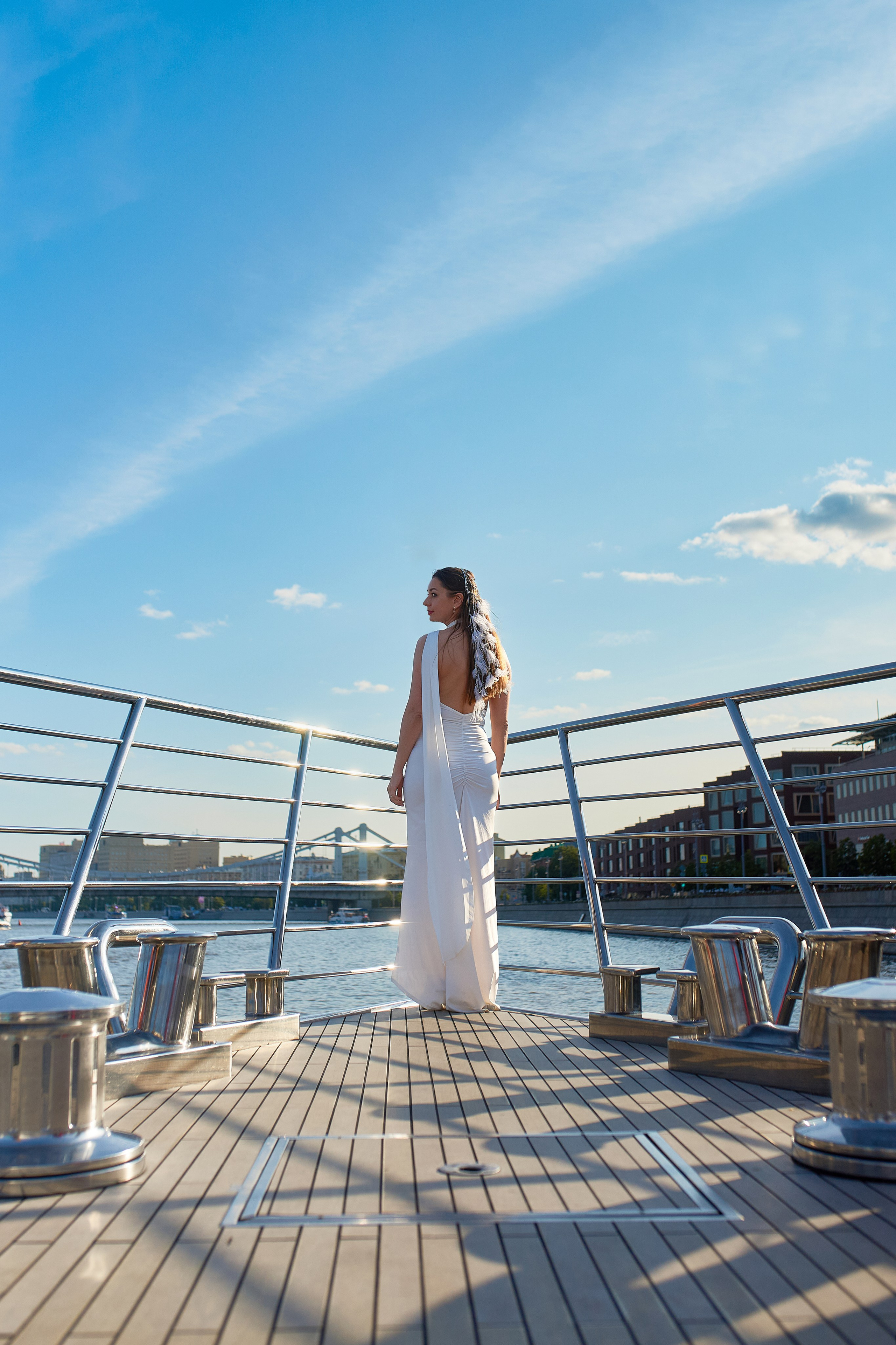 Свадебная прогулка на корабле, по Москве-реке