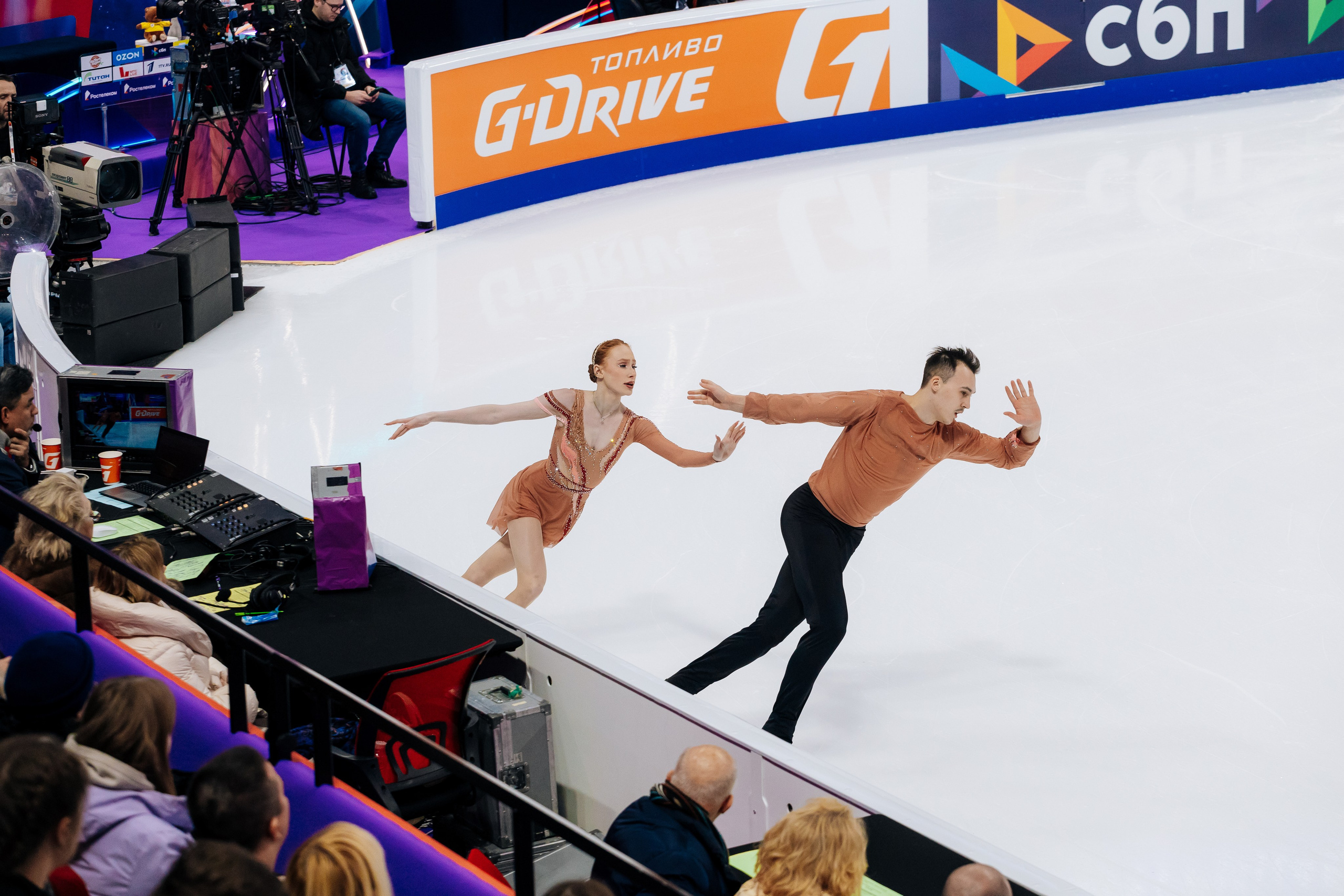 Чемпионат России по фигурному катанию. Свадебный и репортажный фотограф в Омске. Червоткин Никита