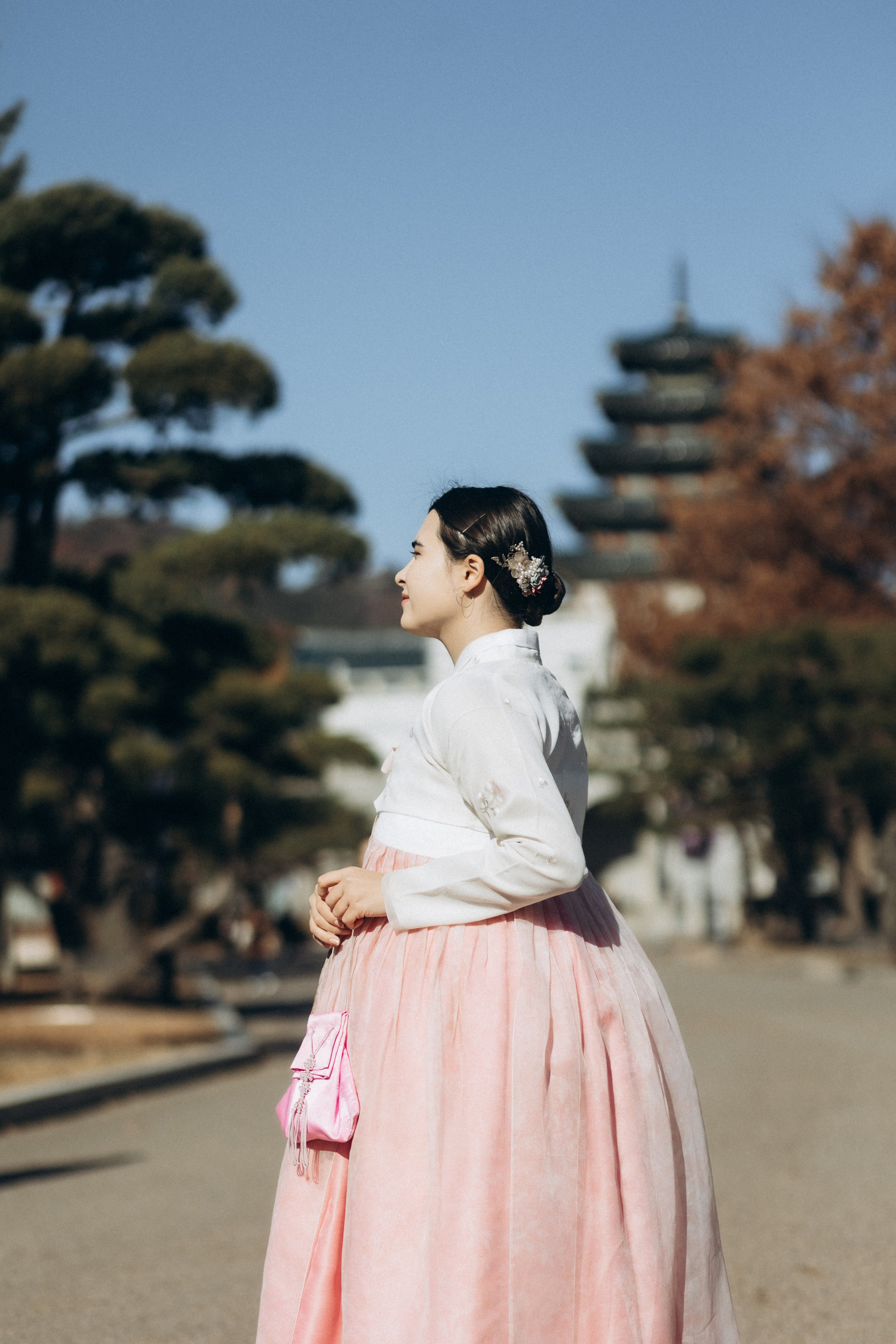 Фотосессия Маши и Саши в ханбоках. Фотограф Артем Бросов в Санкт-Петербурге и Дубае