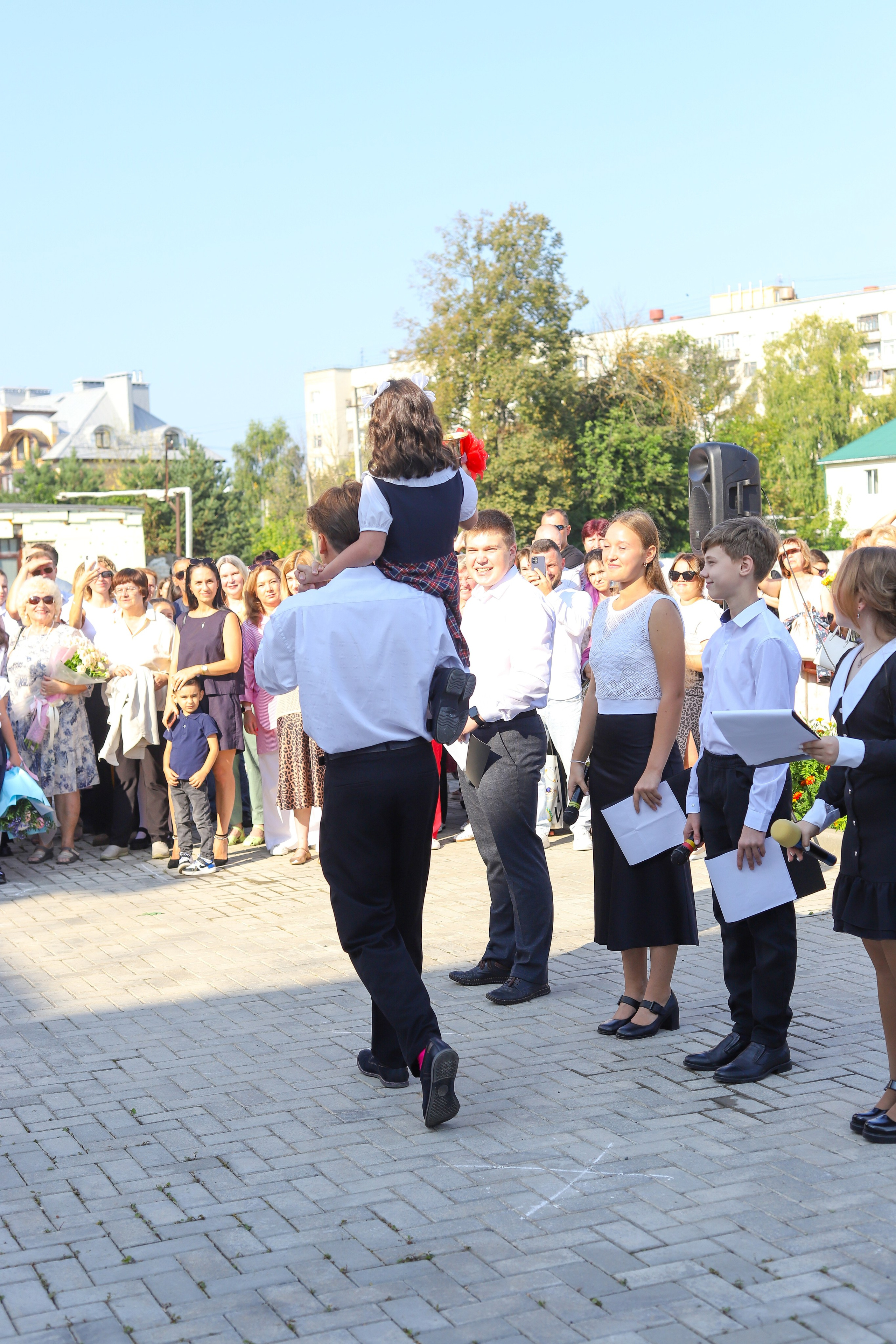 1 сентября. Выпускные альбомы, индивидуальные фотосессии в Костроме