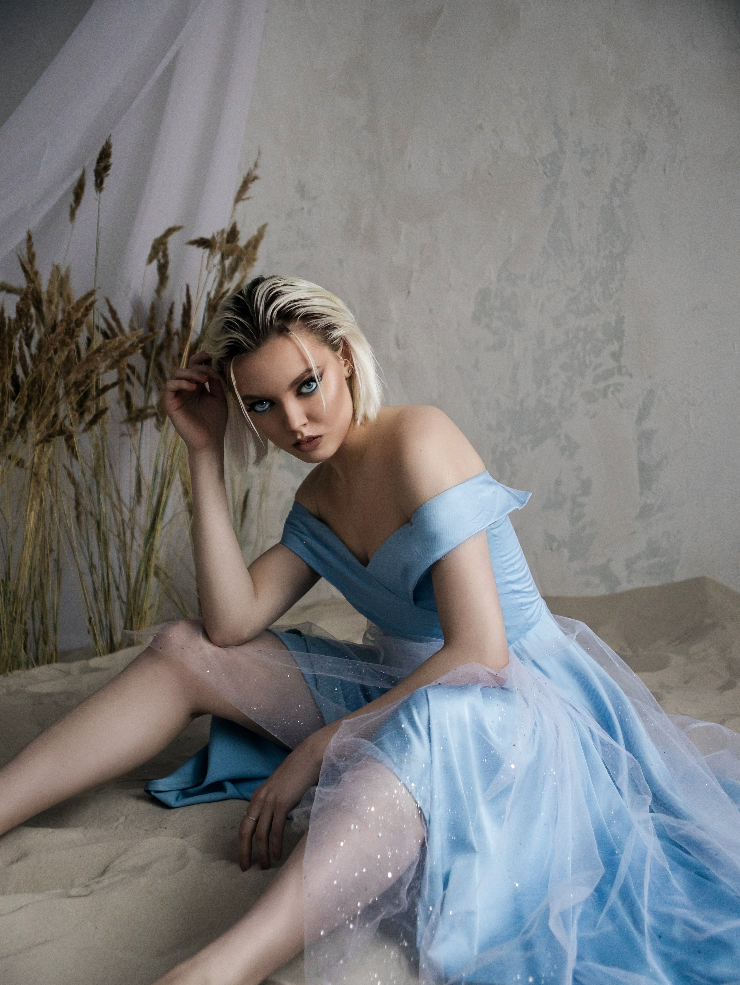 В зазеркалье