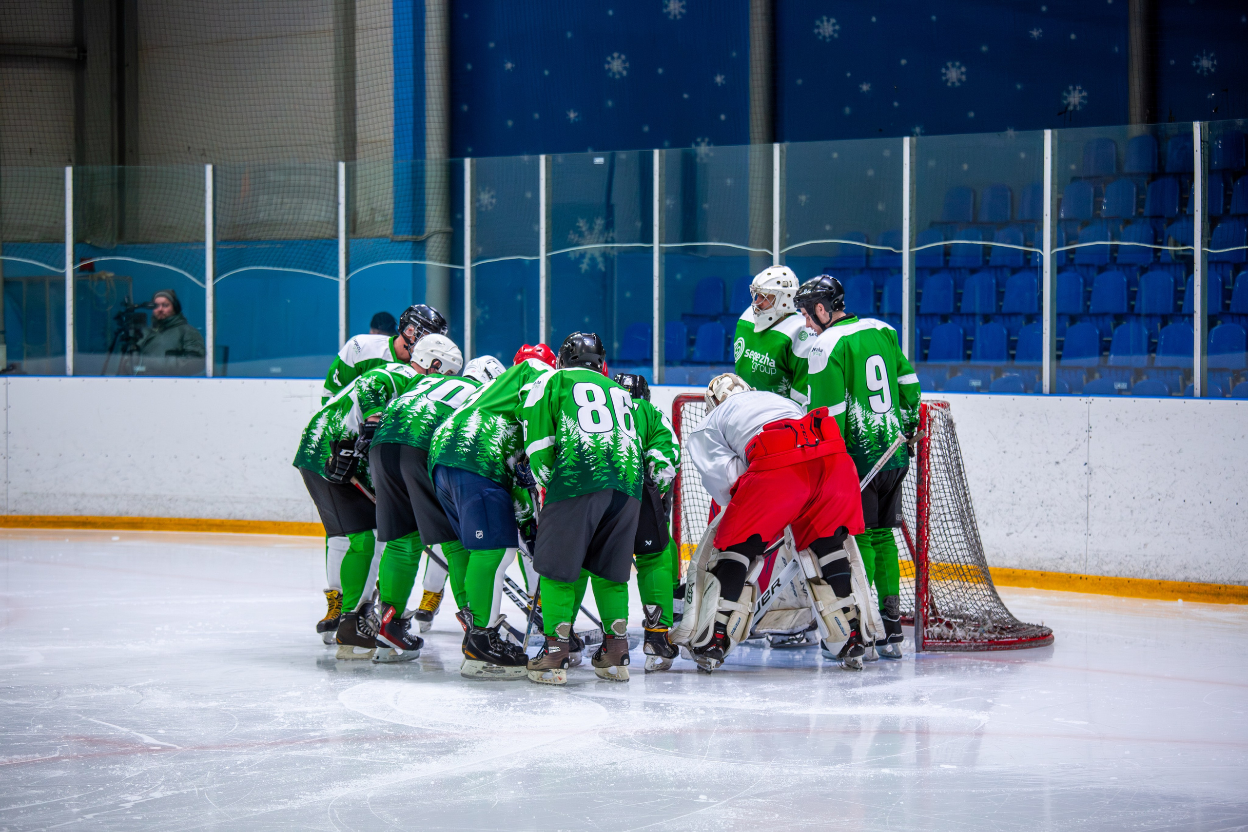 Чемпионат по хоккею. Репортажный, семейный, свадебный, портретный фотограф