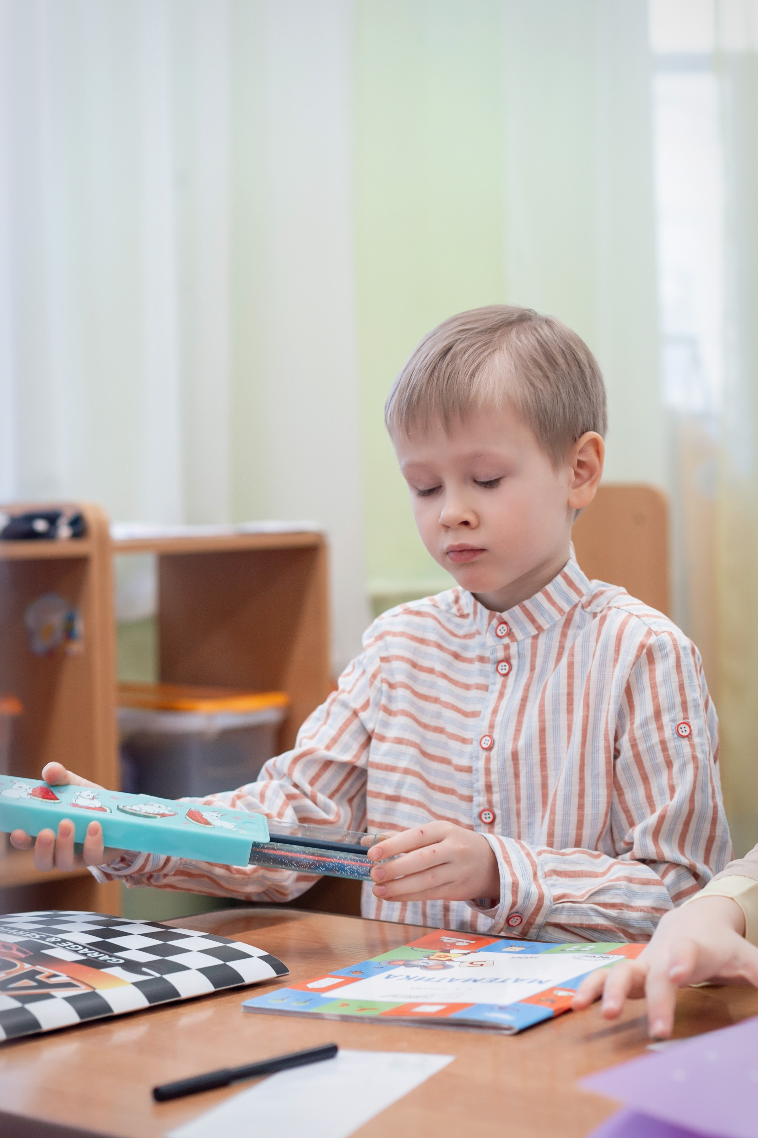 Выпускной фотоальбом 2025. Семейный фотограф в Санкт-Петербурге