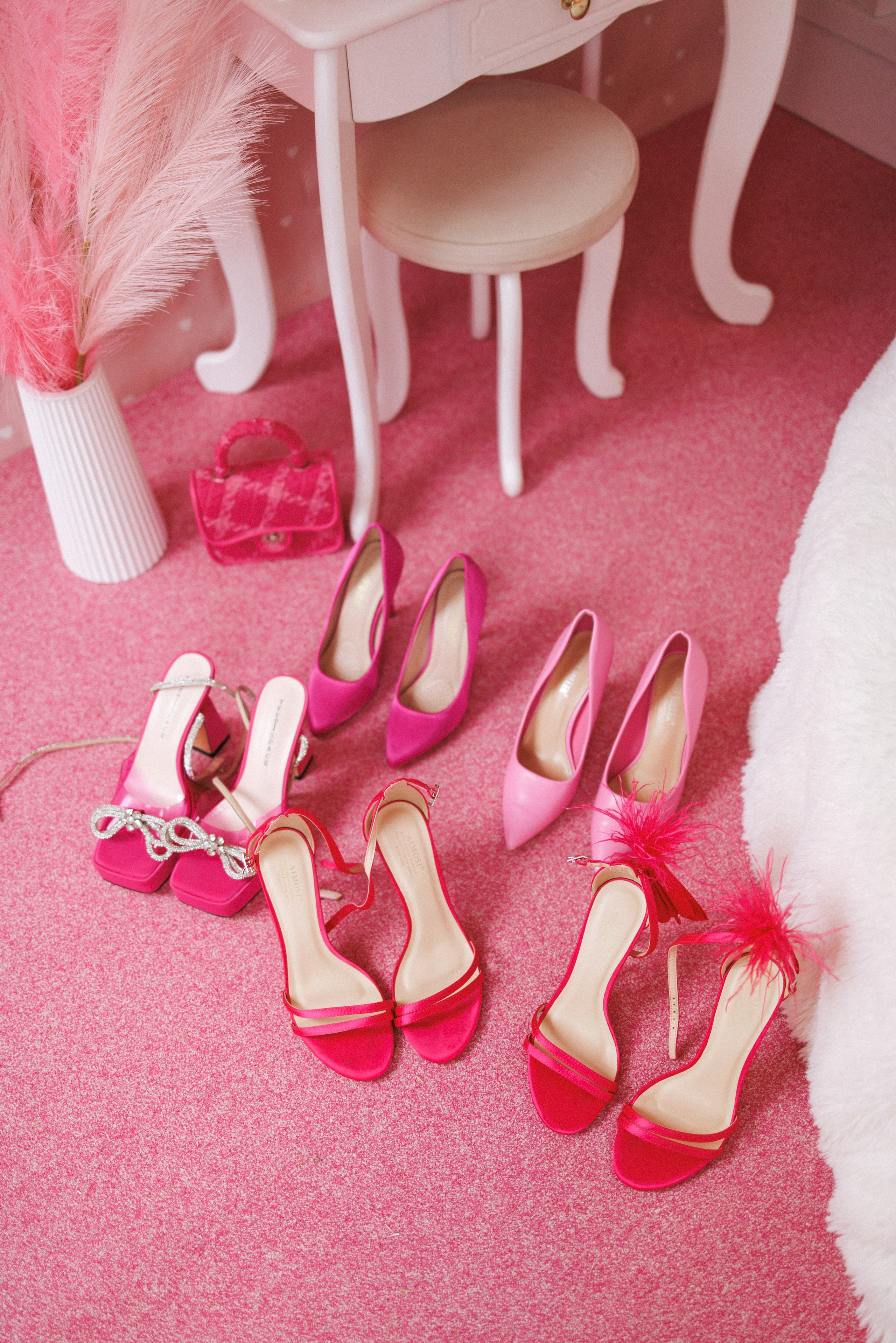 «Розовая комната», фотосессия для девочек, мамы и дочки, сестрёнок или девичник для небольшой компании подружек. Семейный и детский фотограф в Краснодаре Анна Трашкова