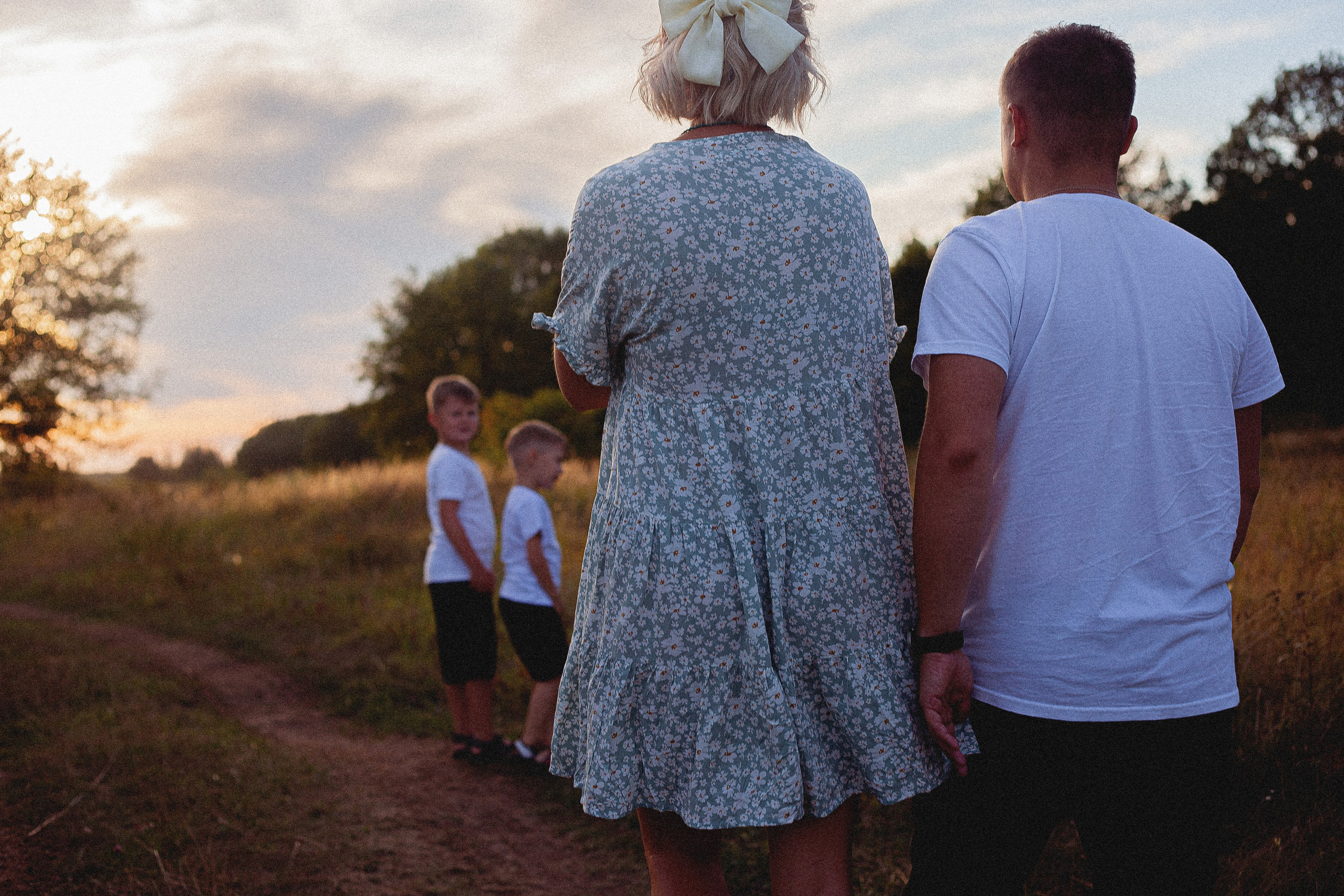 Семья Силяковых на природе, ДР мальчишек. Главная