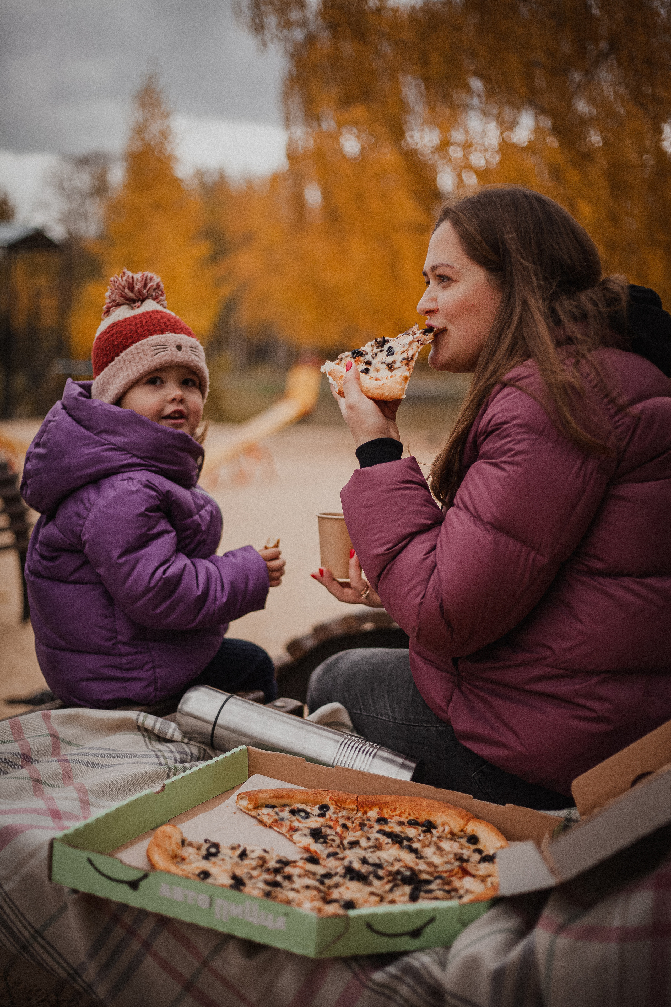 Дмитрий, Вероника и Машенька. Главная