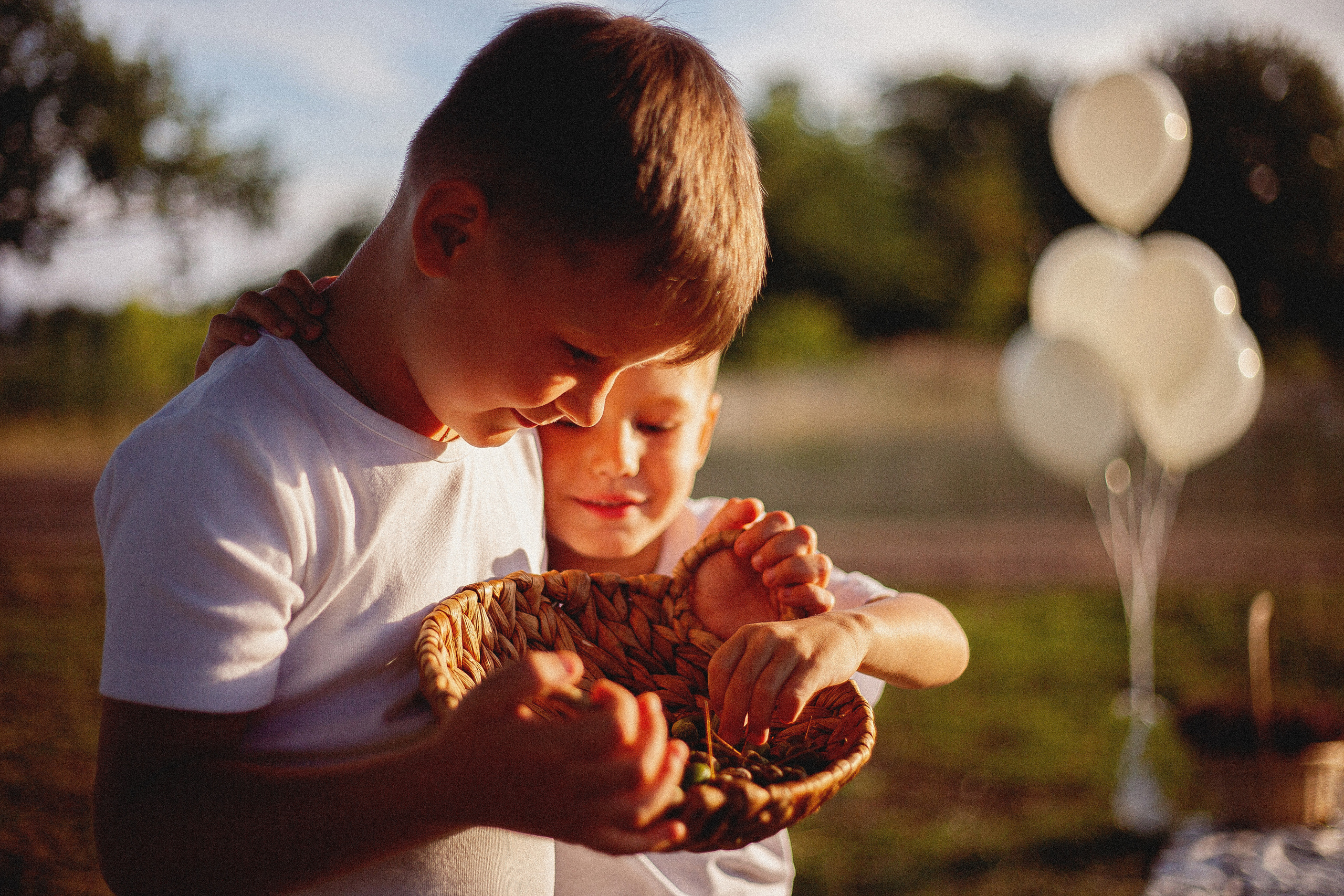 Семья Силяковых на природе, ДР мальчишек. Главная