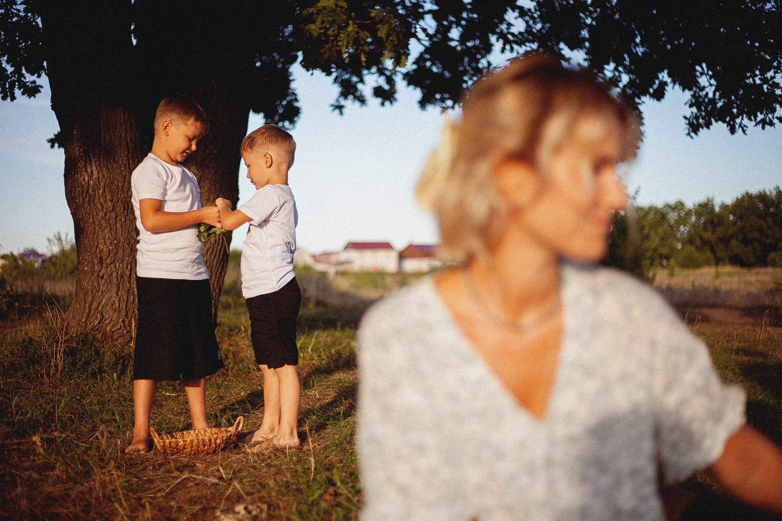 Семья Силяковых на природе, ДР мальчишек. Главная