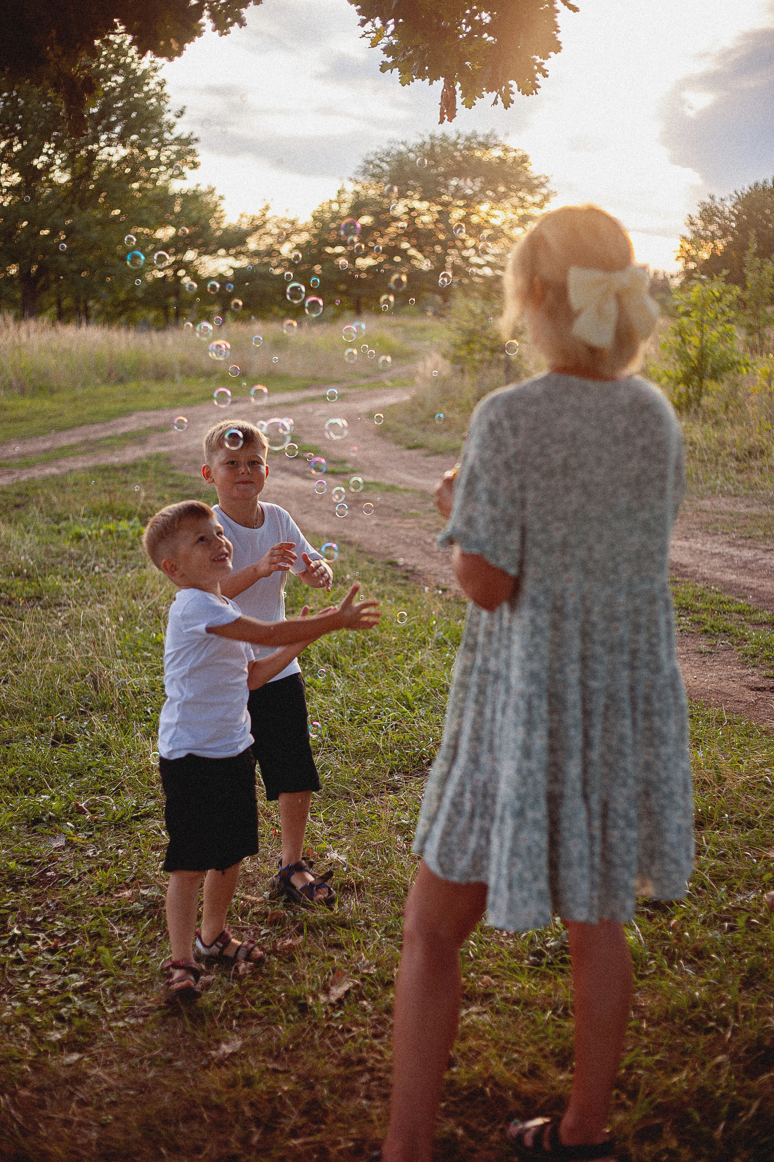 Семья Силяковых на природе, ДР мальчишек. Главная