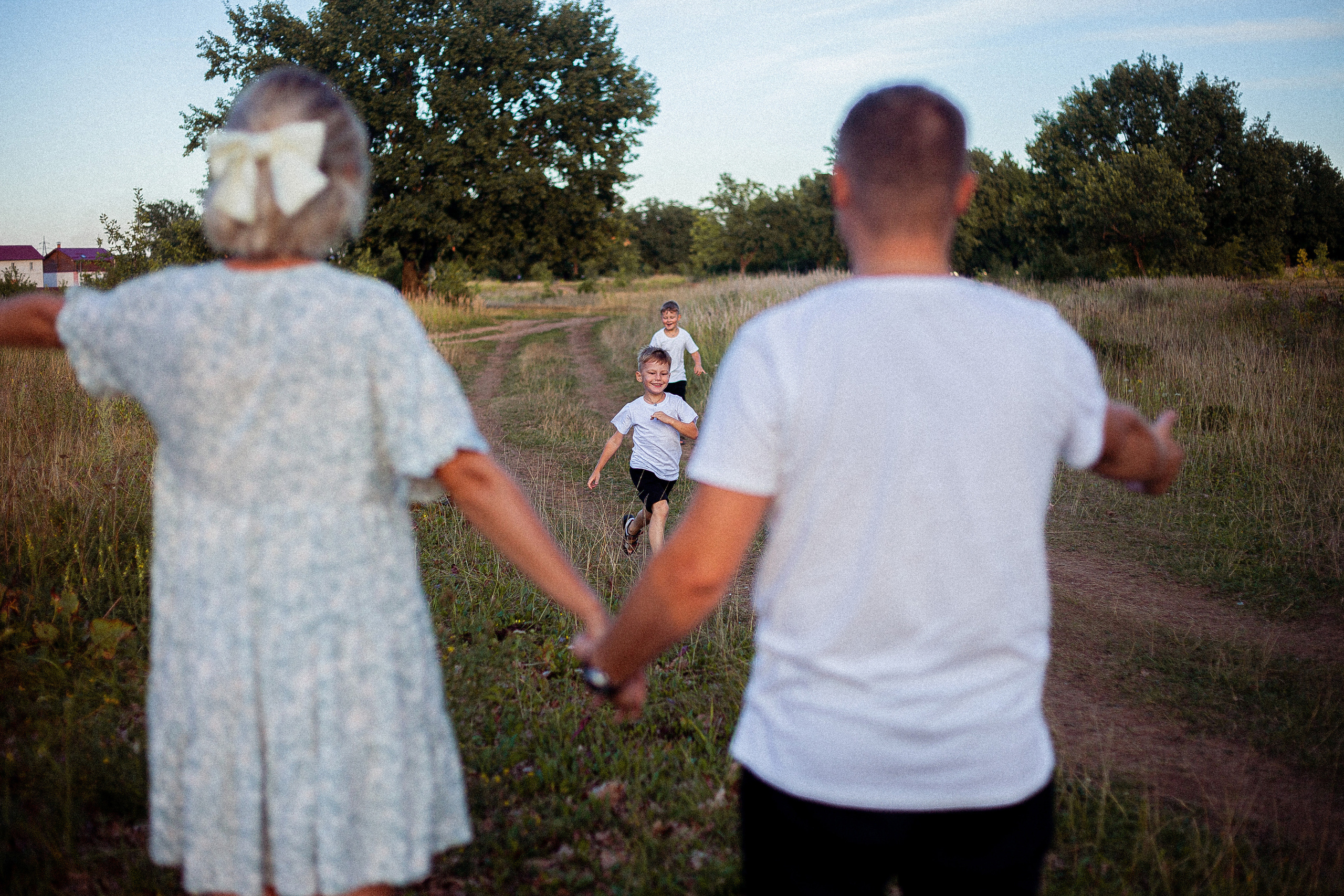 Семья Силяковых на природе, ДР мальчишек. Главная