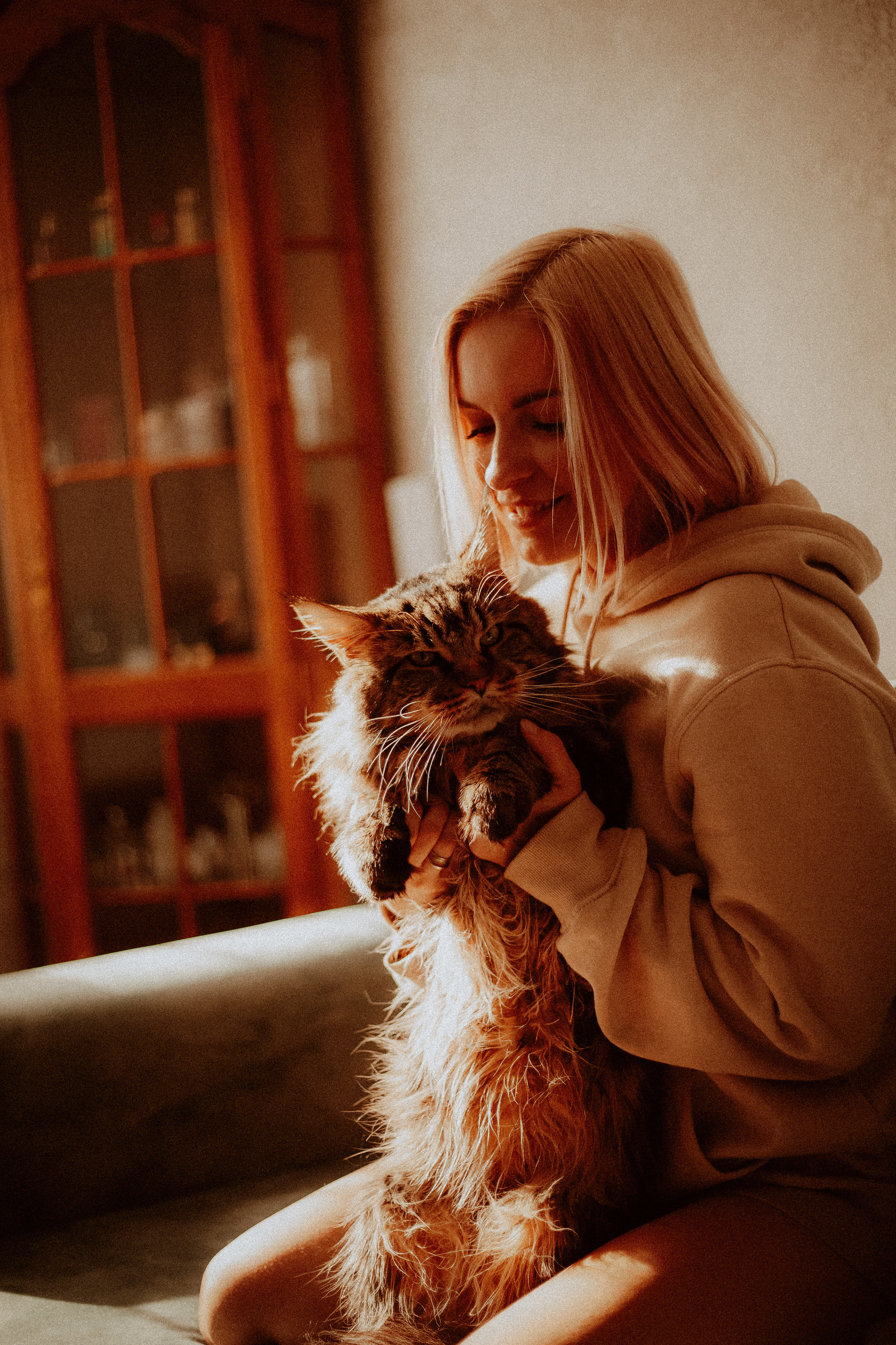 Маргарита, духи и кот. Главная