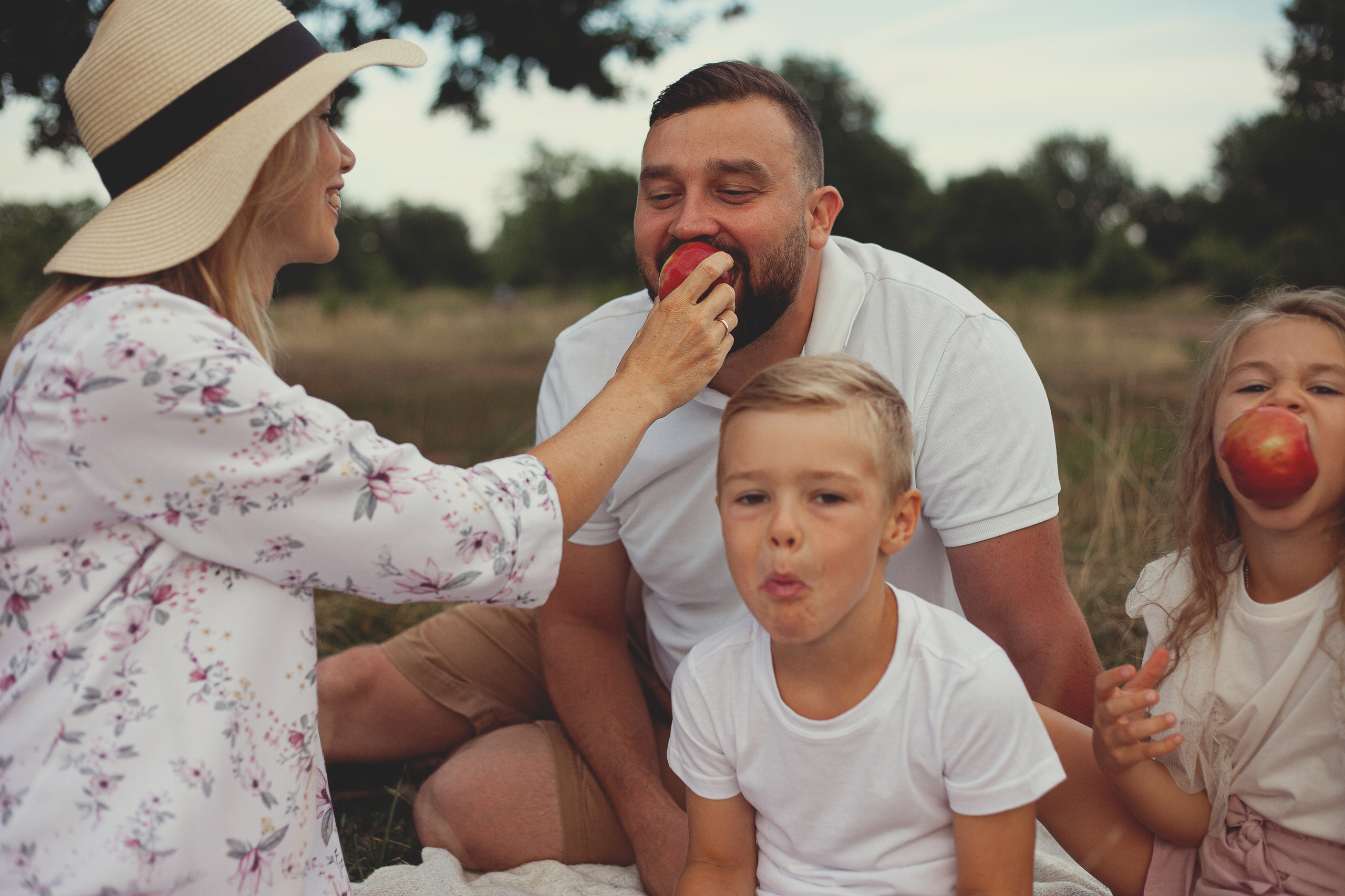 Семья Камневых. Главная