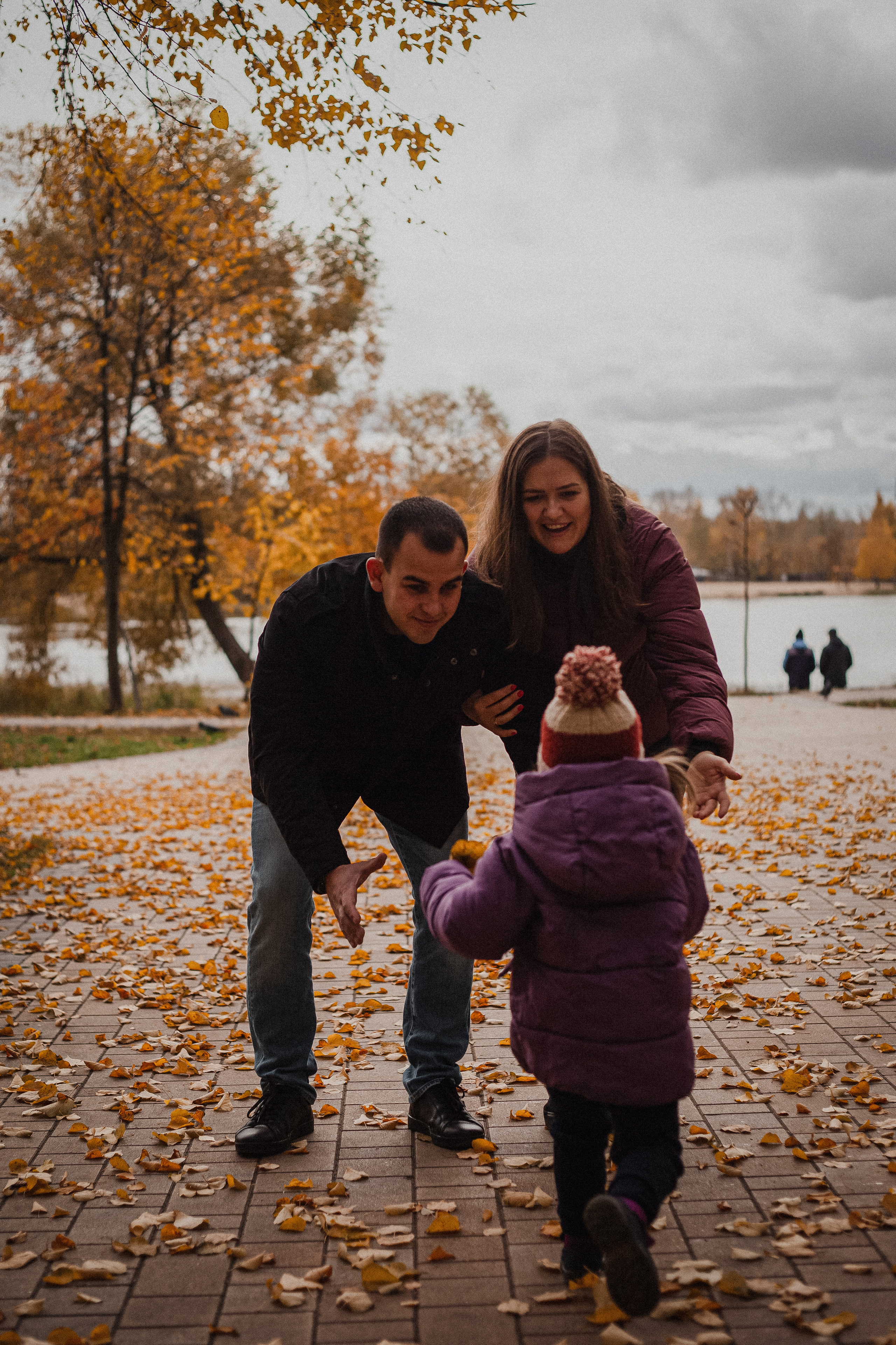 Дмитрий, Вероника и Машенька. Главная