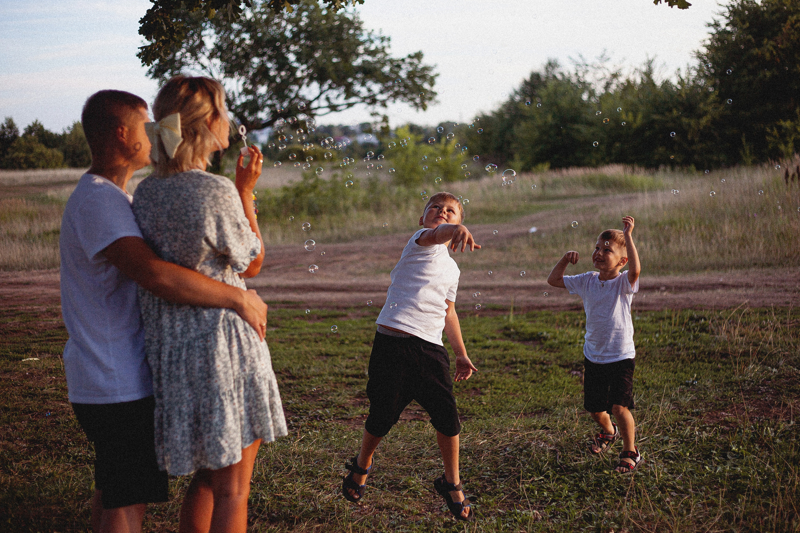 Семья Силяковых на природе, ДР мальчишек. Главная