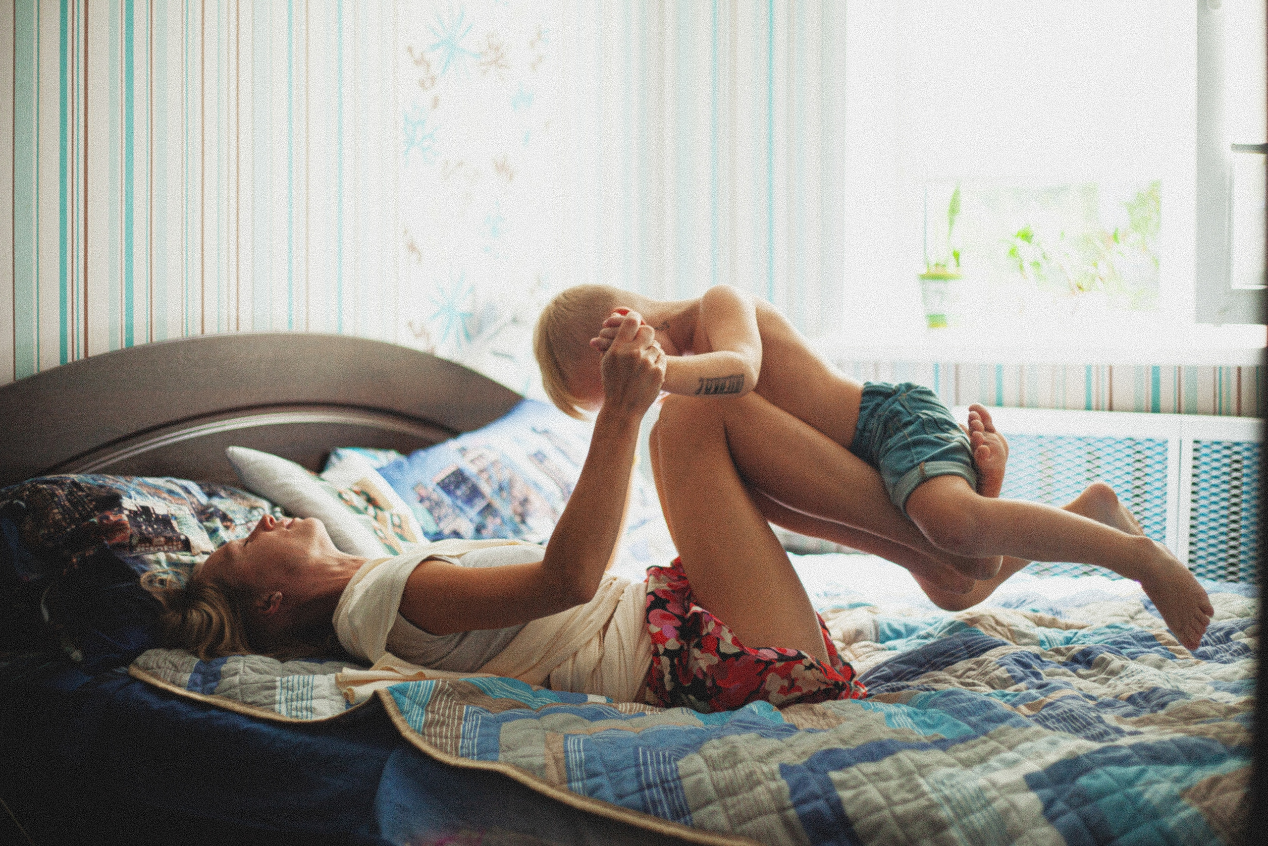 Ксения, Максим и Олеся. Главная