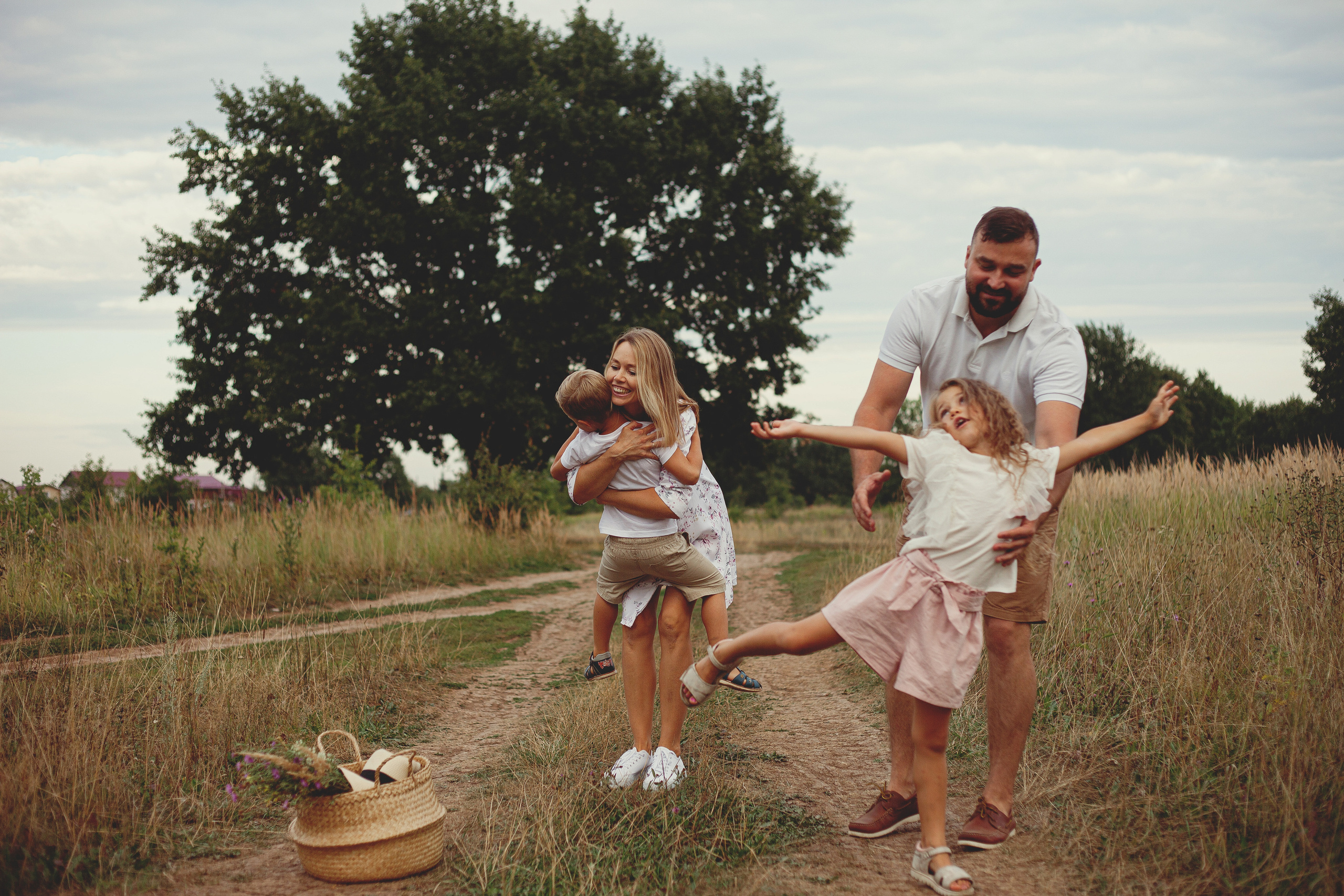 Семья Камневых. Главная