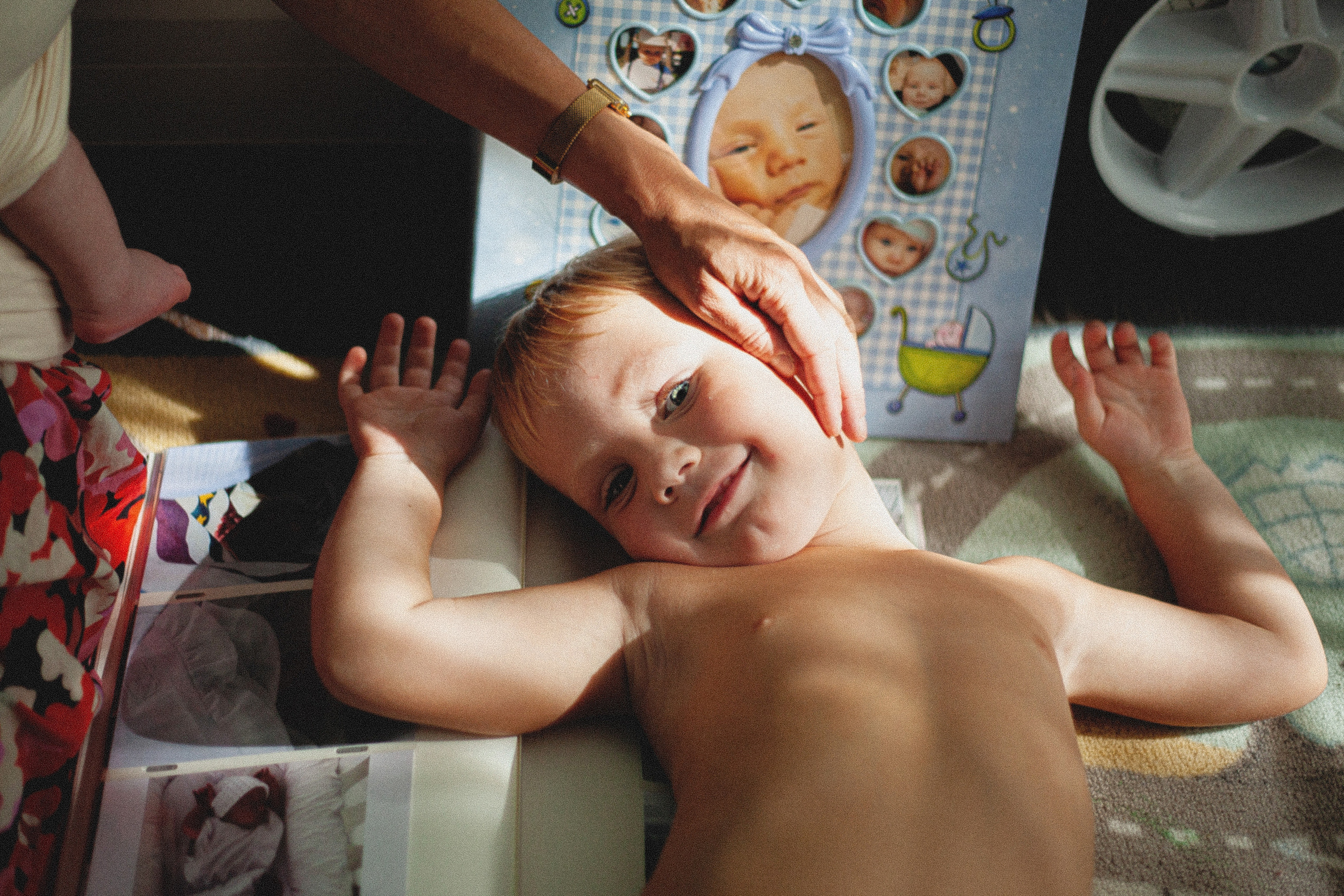 Ксения, Максим и Олеся. Главная