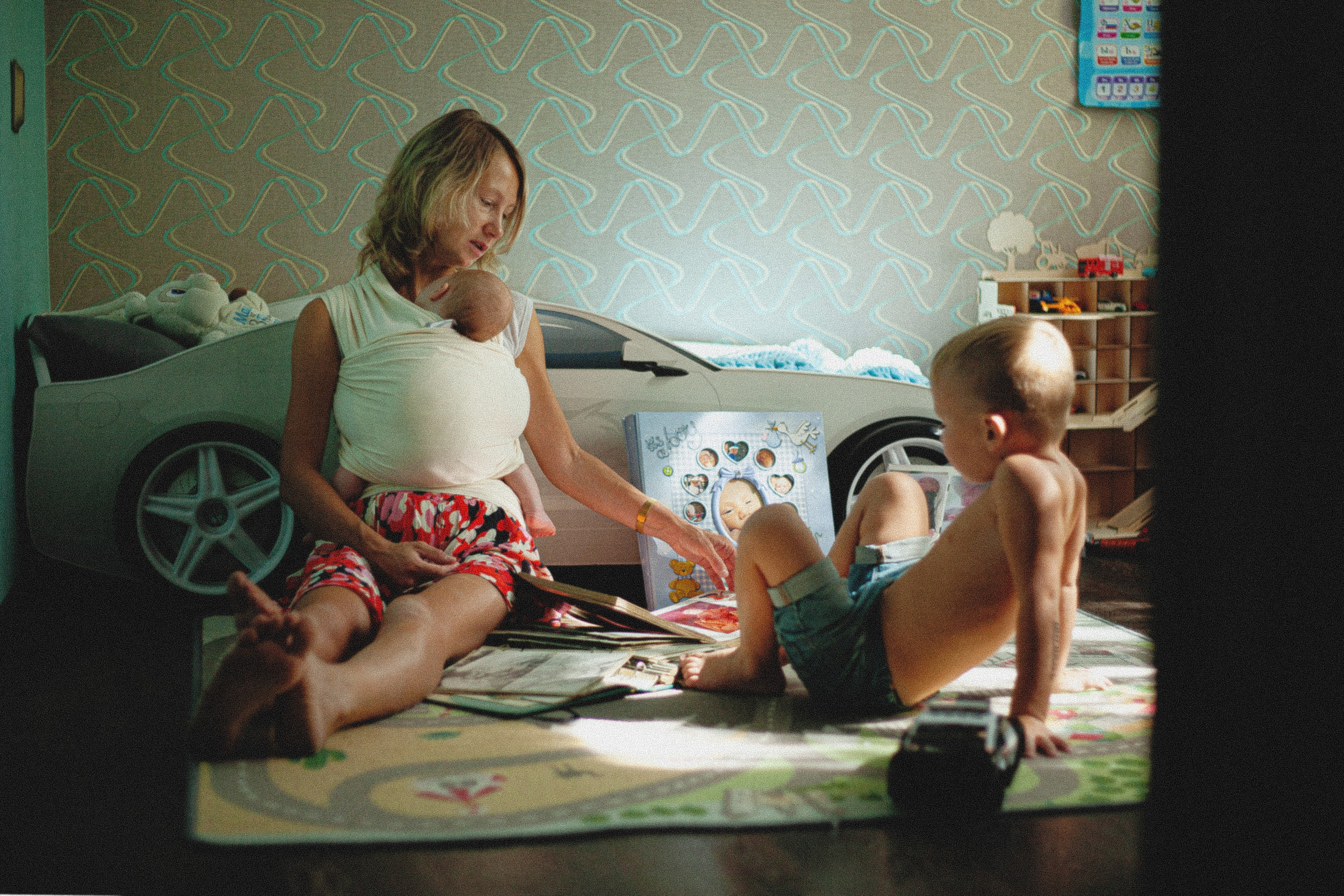 Ксения, Максим и Олеся. Главная