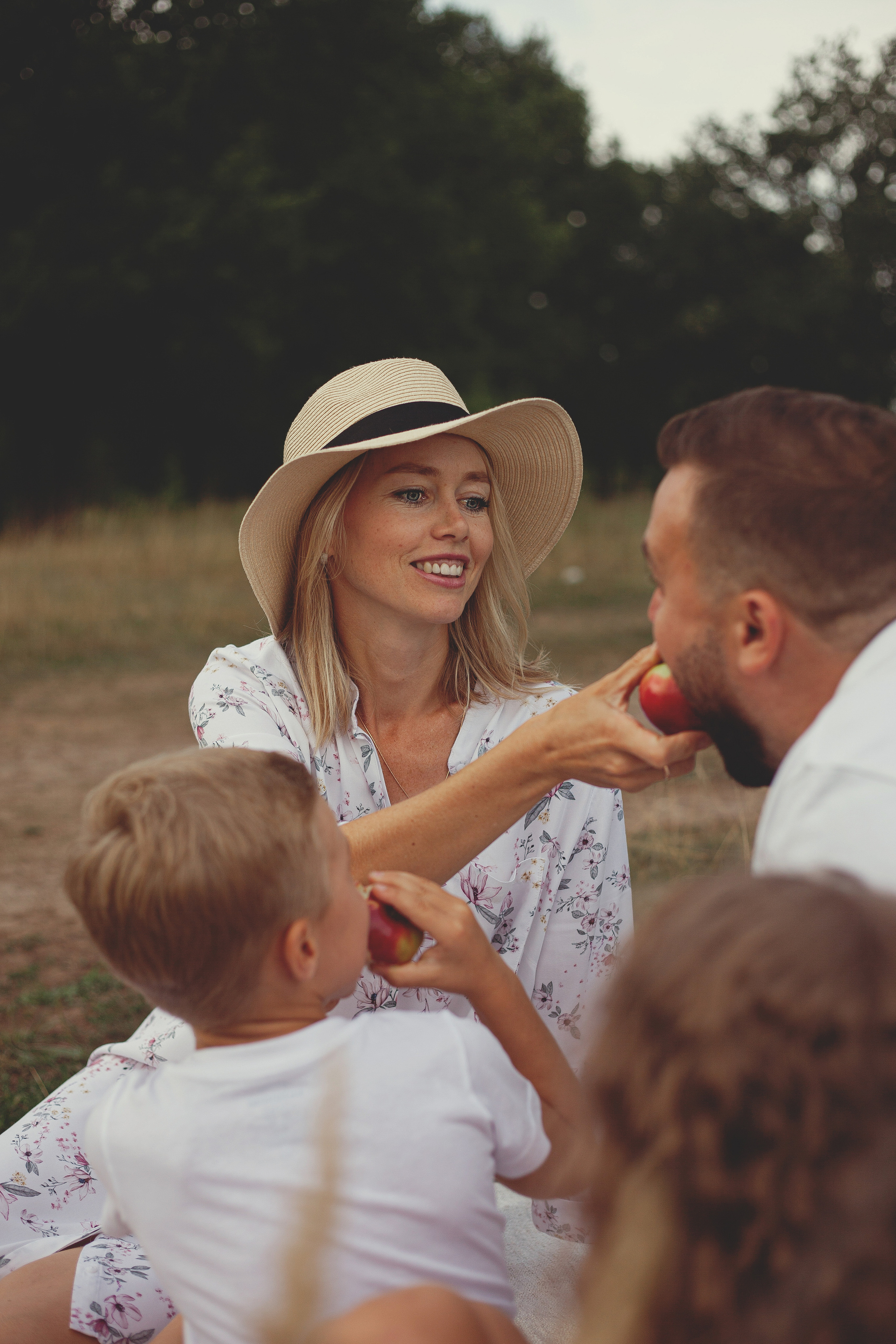 Семья Камневых. Главная