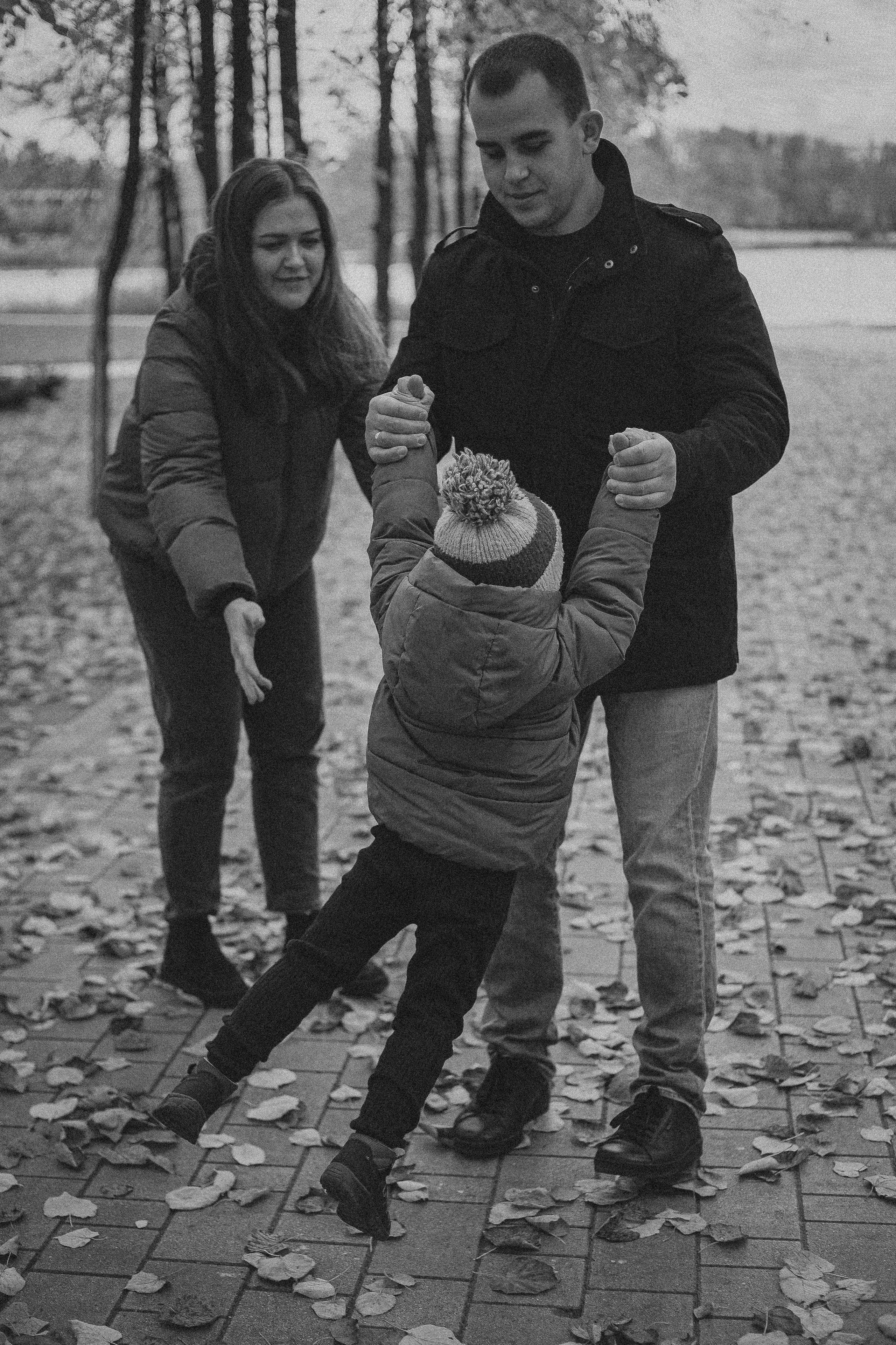 Дмитрий, Вероника и Машенька. Главная