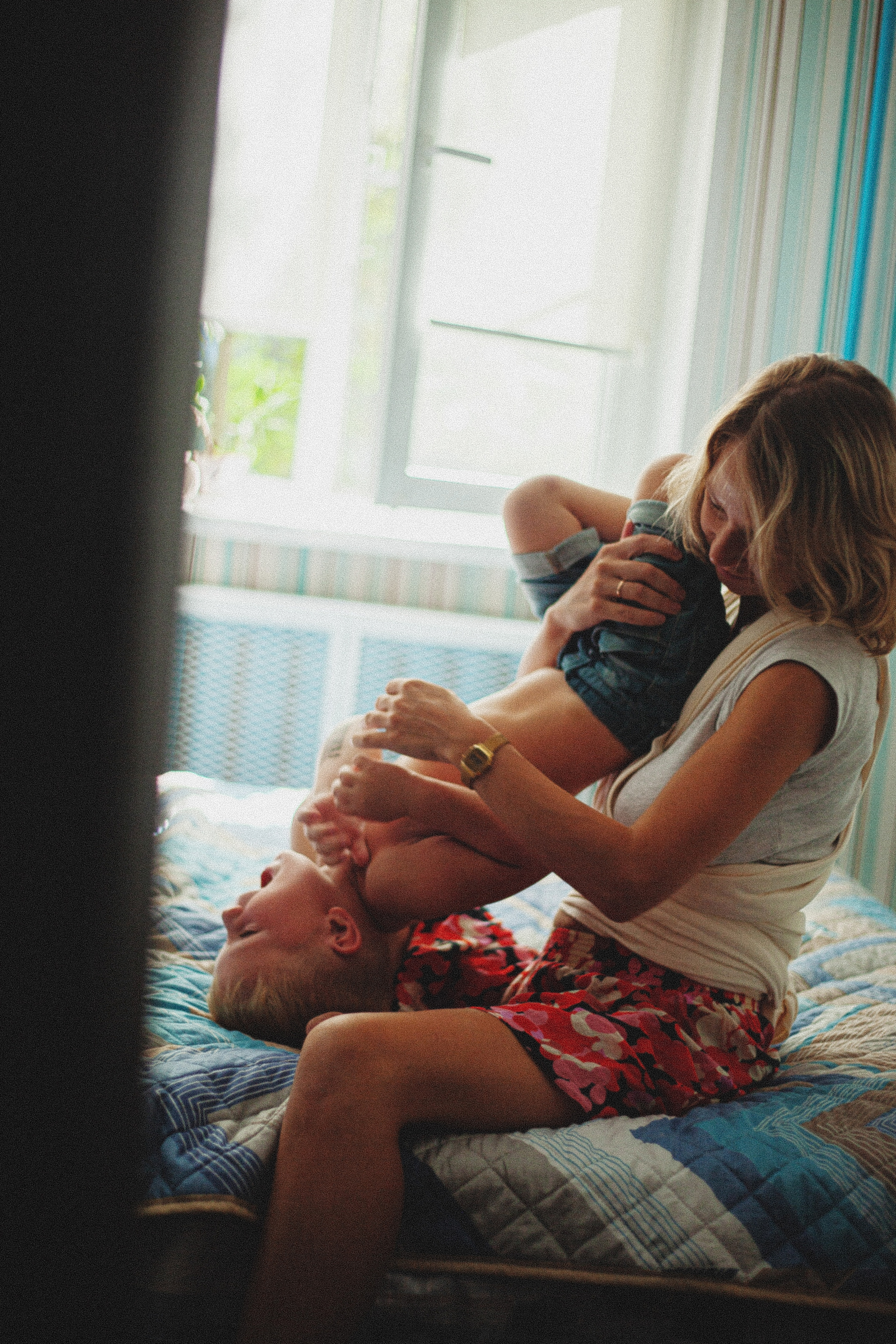 Ксения, Максим и Олеся. Главная