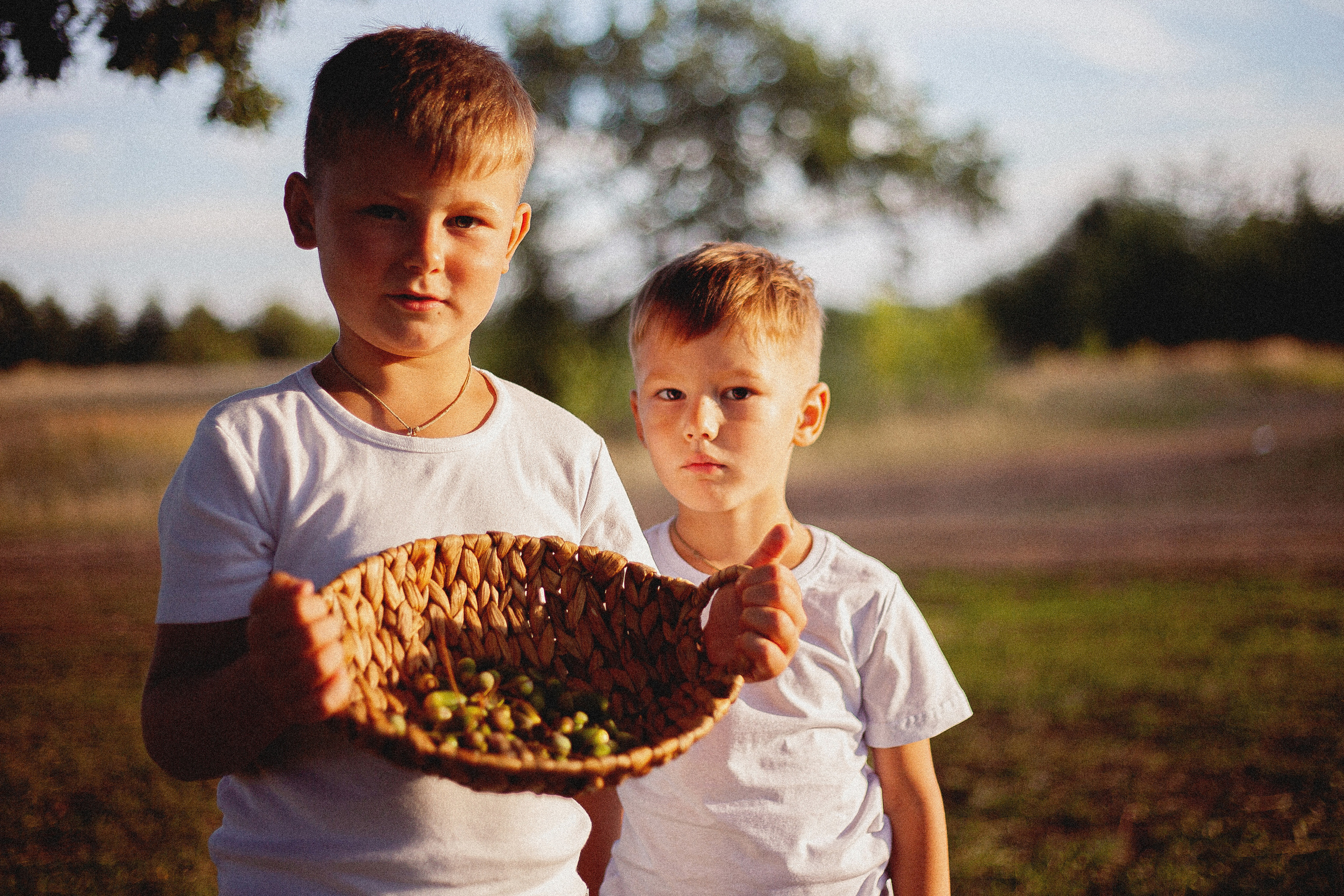Семья Силяковых на природе, ДР мальчишек. Главная