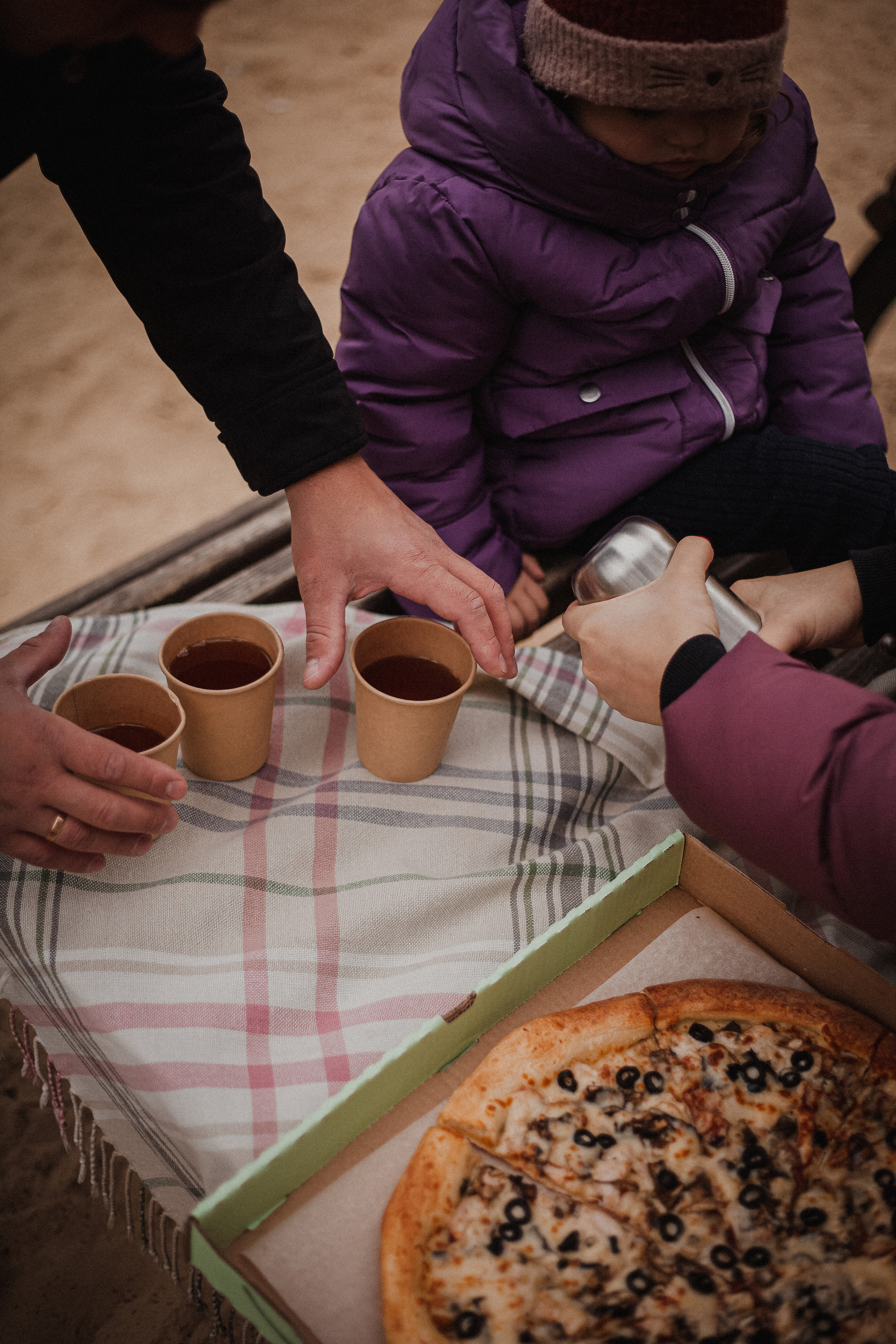 Дмитрий, Вероника и Машенька. Главная