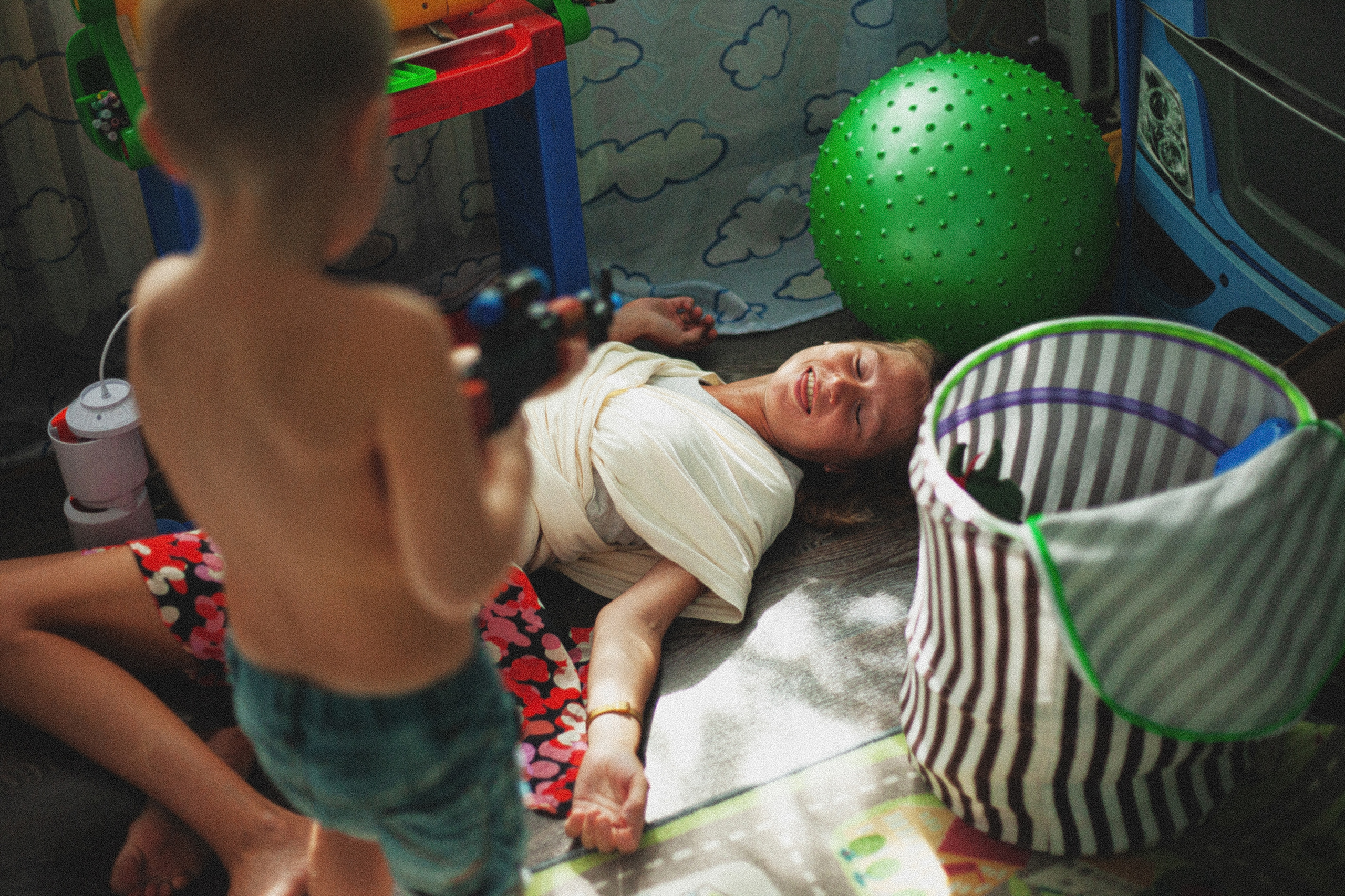 Ксения, Максим и Олеся. Главная