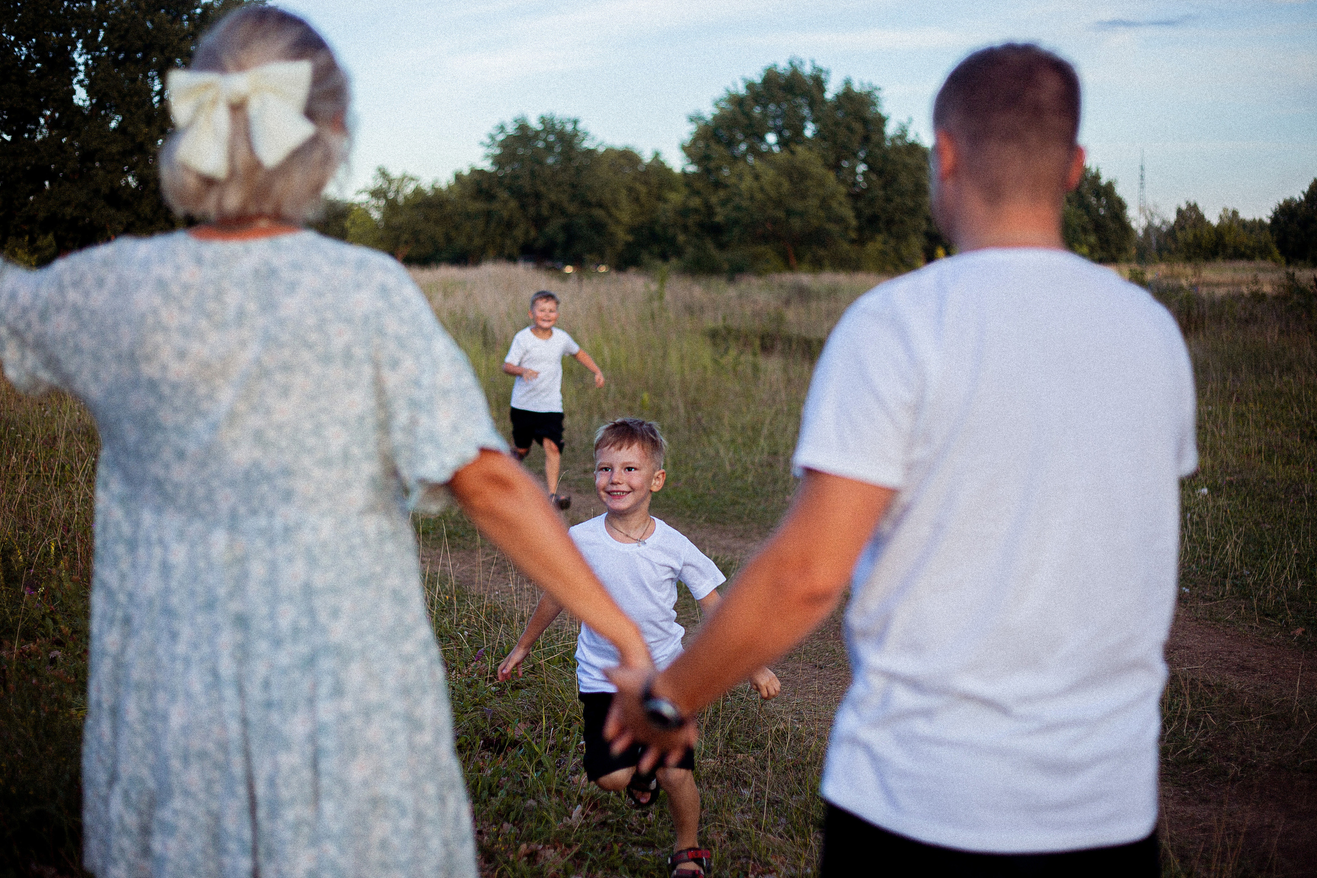 Семья Силяковых на природе, ДР мальчишек. Главная