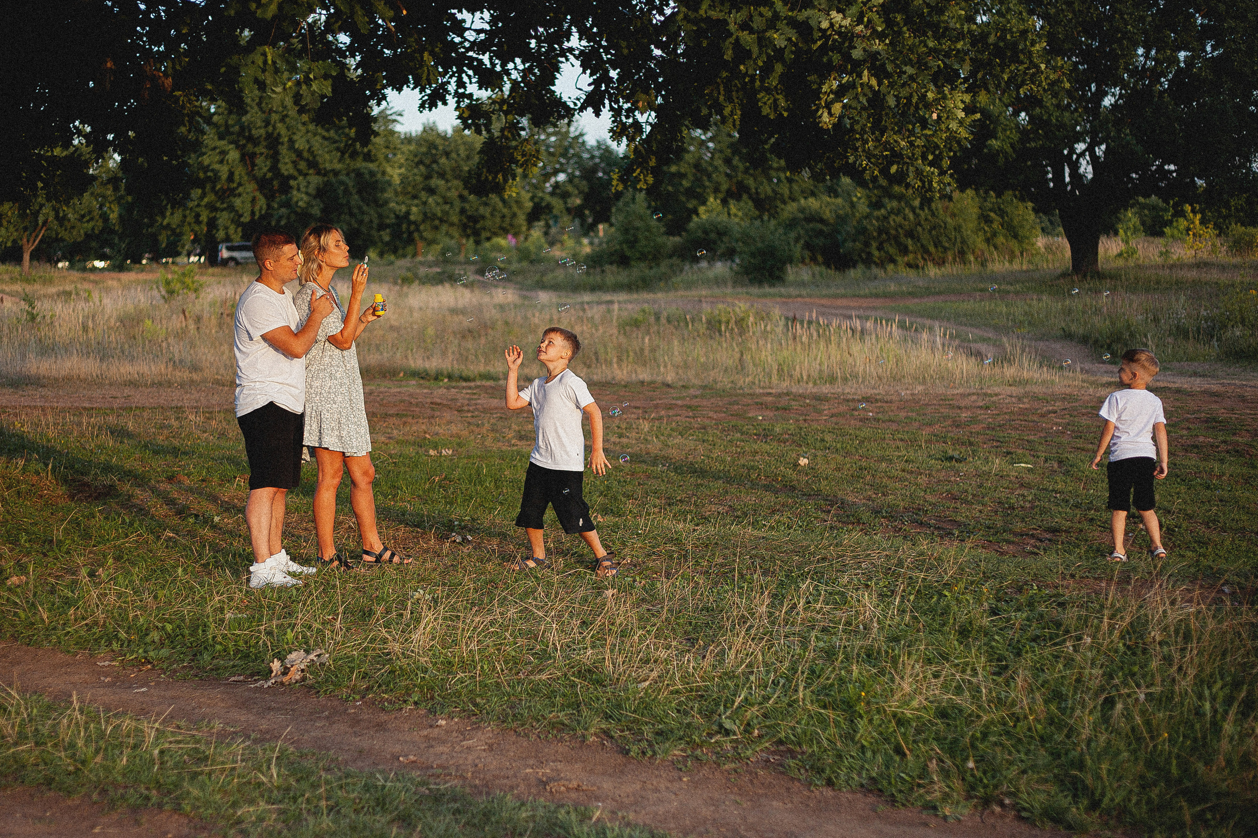 Семья Силяковых на природе, ДР мальчишек. Главная