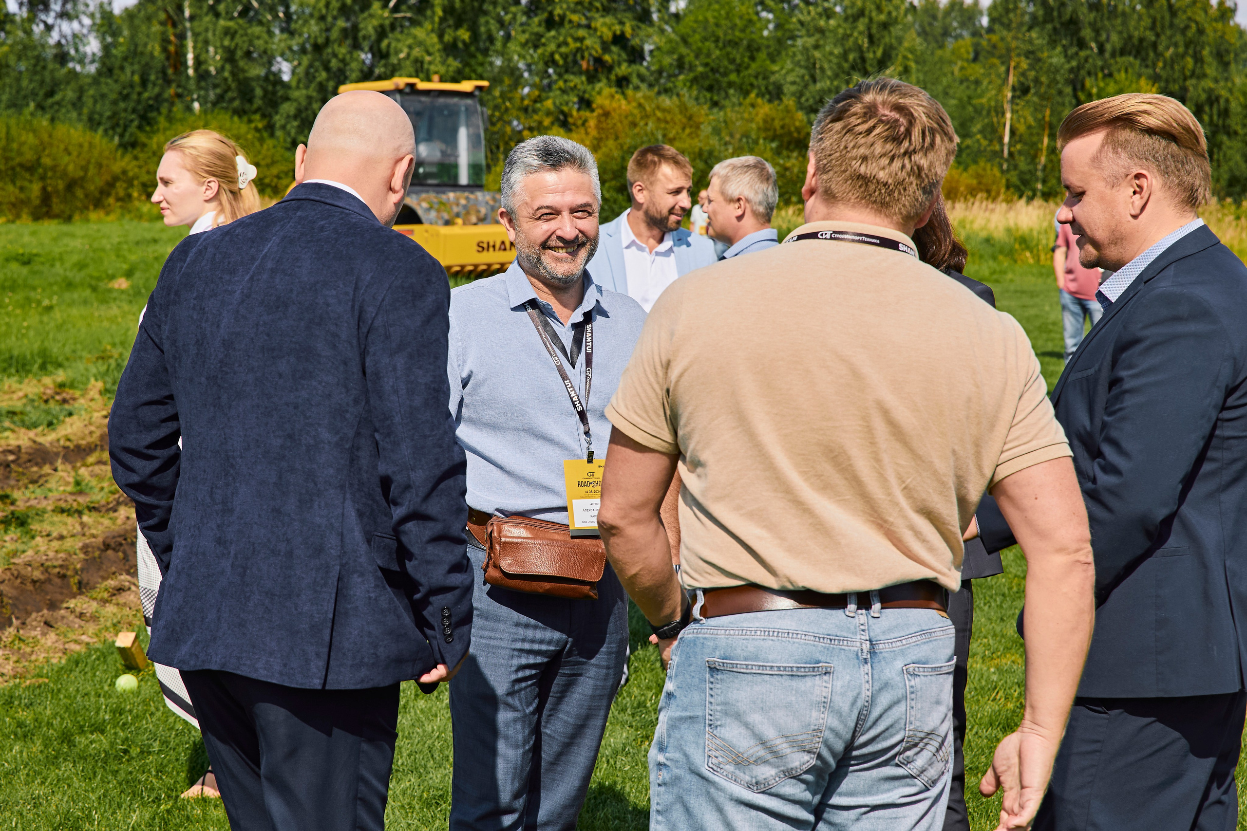 Презентация спец. техники Shantui. Фотограф Александра Иванова