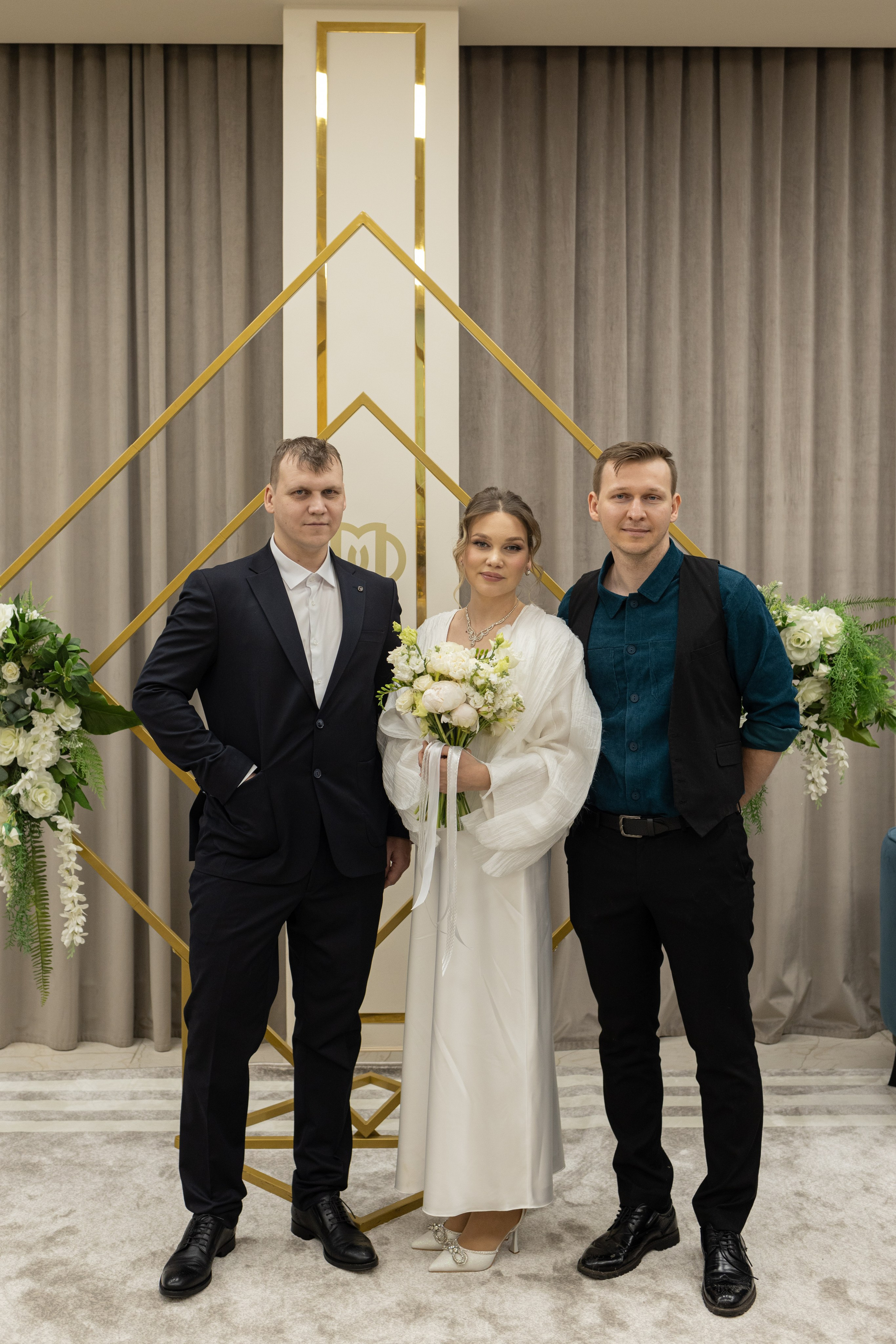 Евгений и Юлия. Главная