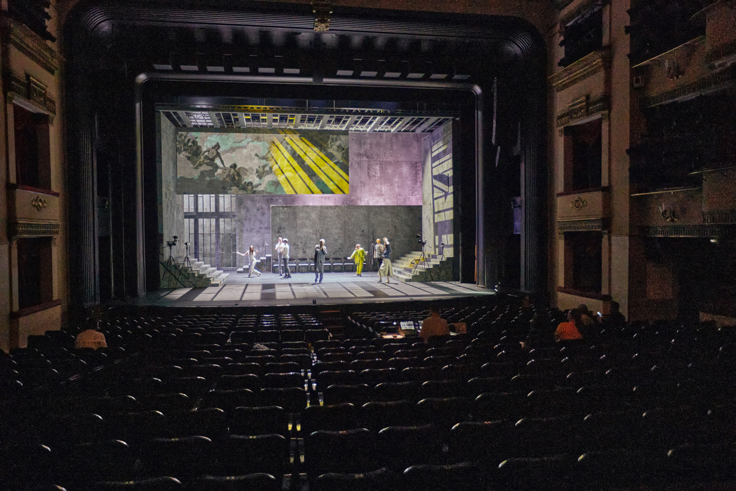 Гастроли Краснодарского театра драмы им. М. Горького в Москве, театр им. Е. Вахтангова. Фотограф Юлия Маринина