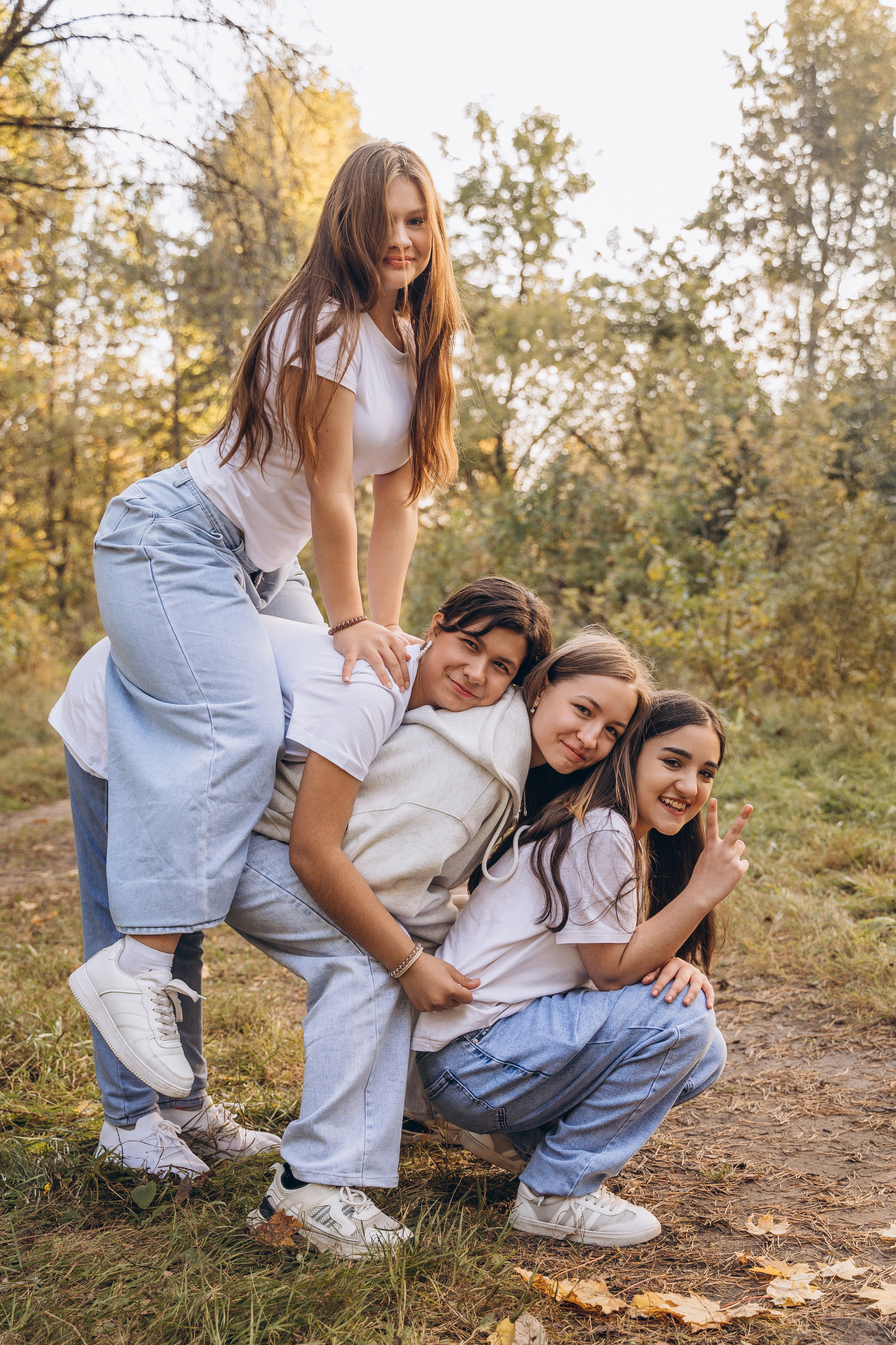 ОСЕННЯЯ СЪЁМКА. 9 КЛАСС. МАРГАРИТА КУДРЯШОВА СВАДЕБНЫЙ И СЕМЕЙНЫЙ ФОТОГРАФ ТВЕРЬ МОСКВА