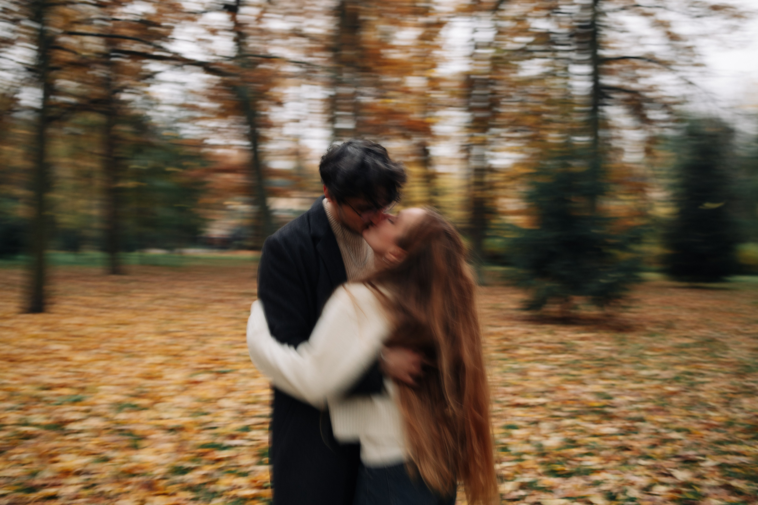 Прогулка по осеннему парку. Свадебный и прогулочный фотограф в Санкт-Петербурге Дарья Корель