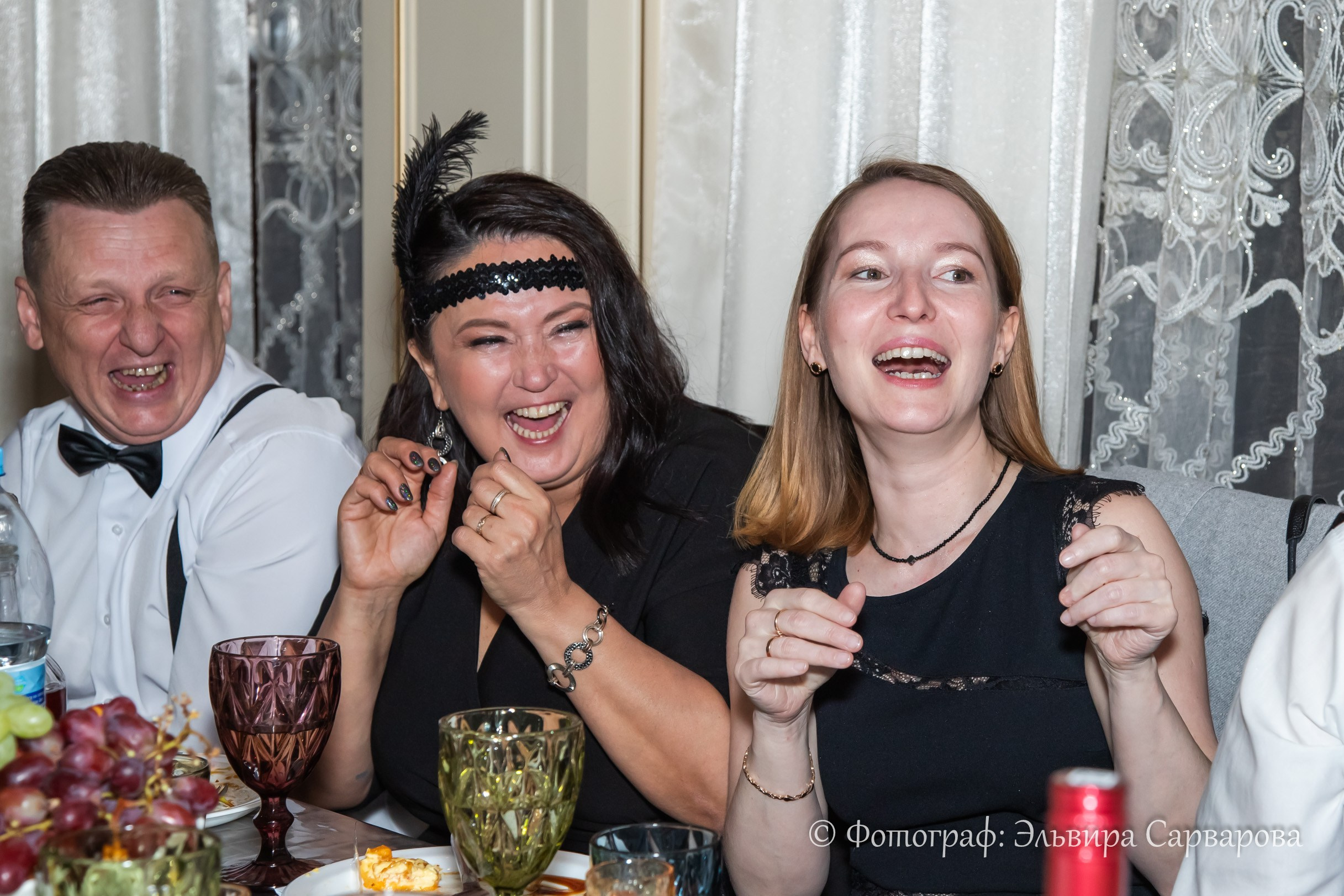 Гангстерская вечеринка в стиле 1920-х. Репортажный Фотограф