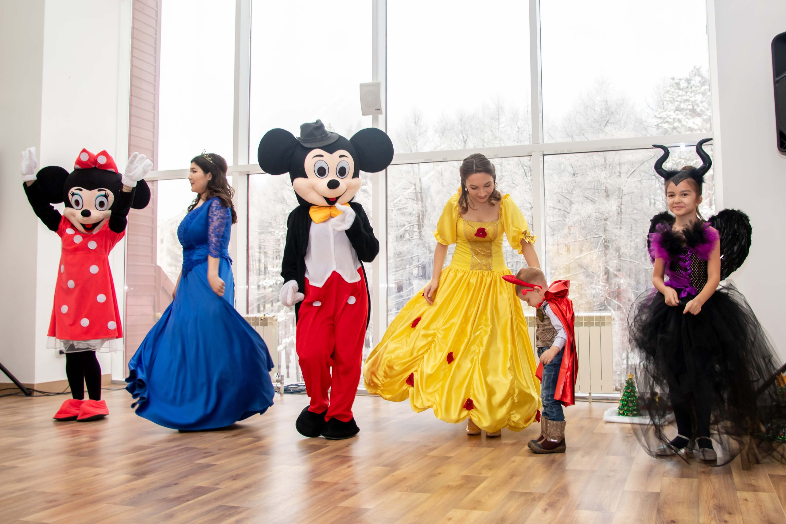 Благотворительный концерт. Часть1: Дети. Репортажный Фотограф