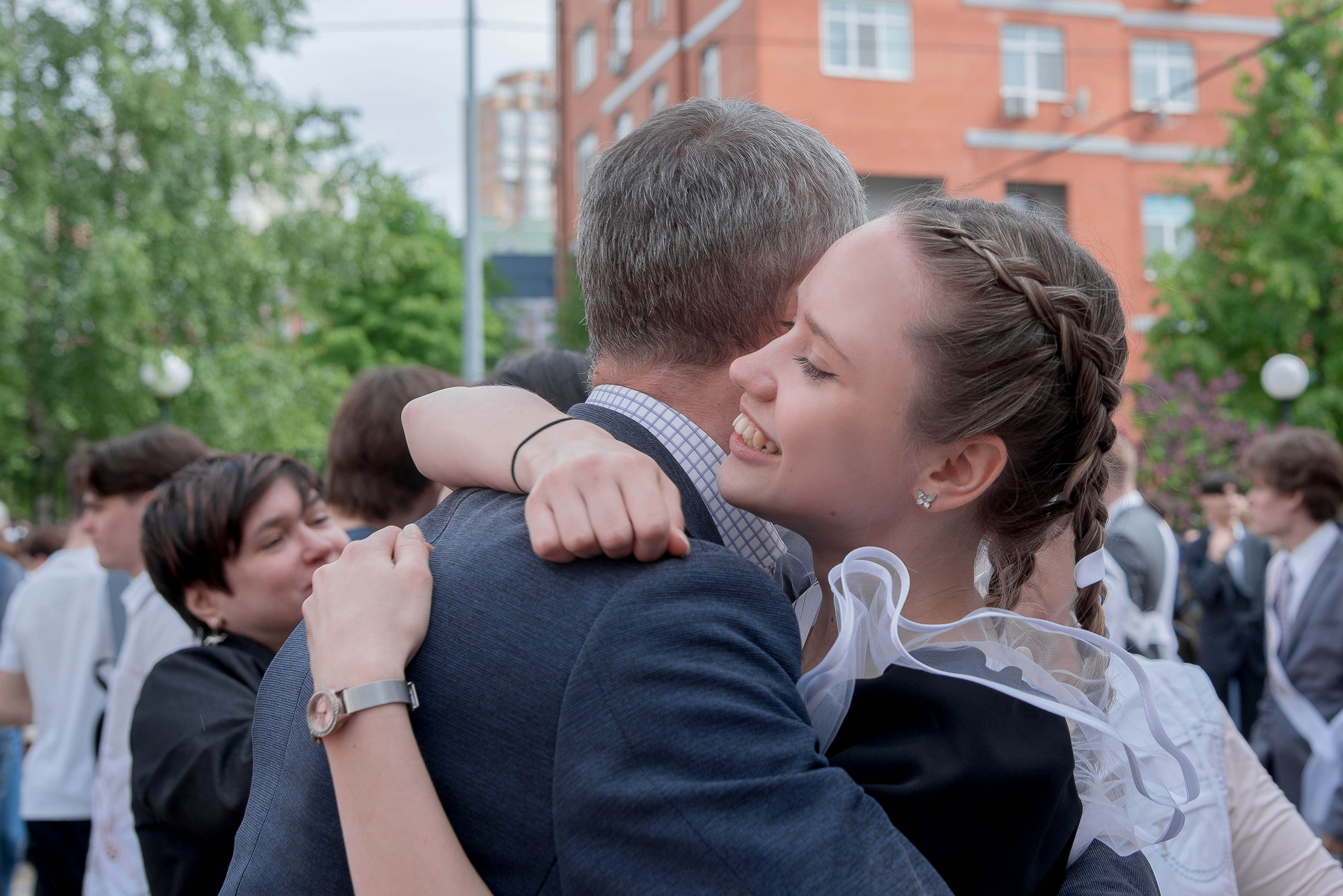 Последний звонок. Стильный портретный и семейный фотограф в Москве Ника Артуньянц
