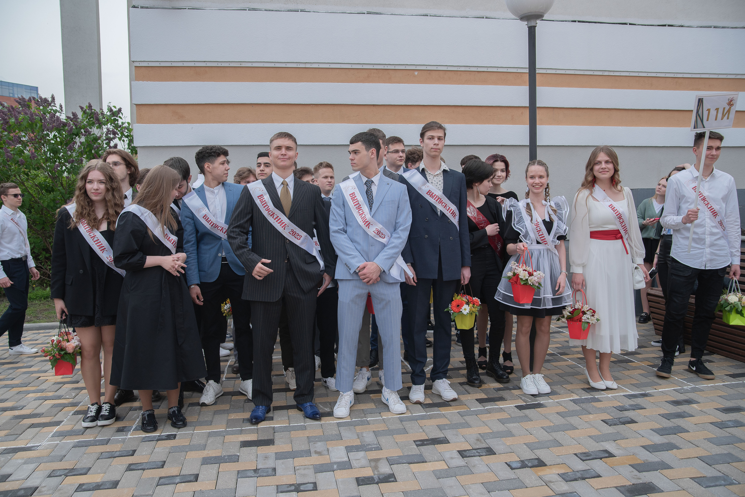 Последний звонок. Стильный портретный и семейный фотограф в Москве Ника Артуньянц