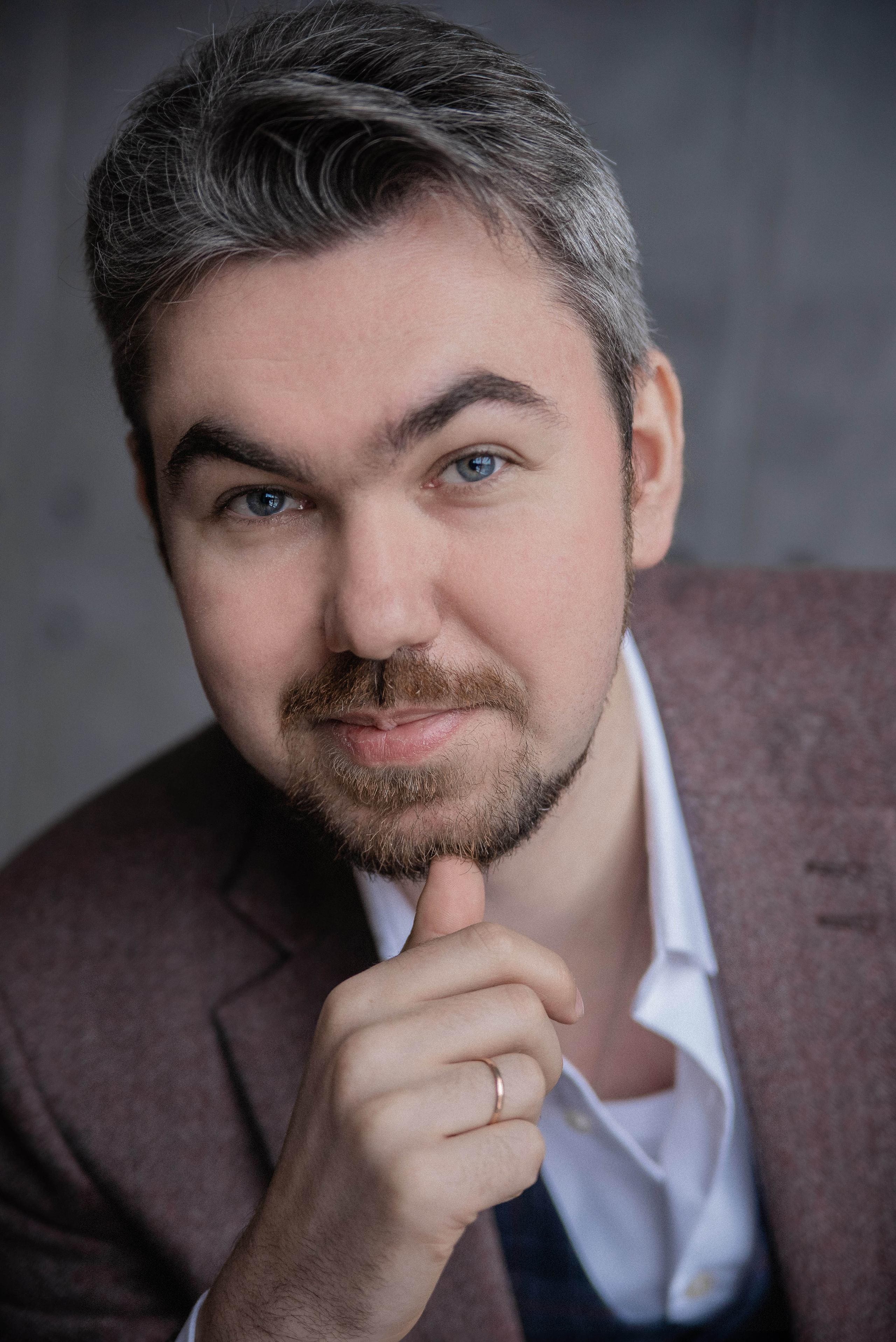 Лев (преподаватель истории). Стильный портретный и семейный фотограф в Москве Ника Артуньянц