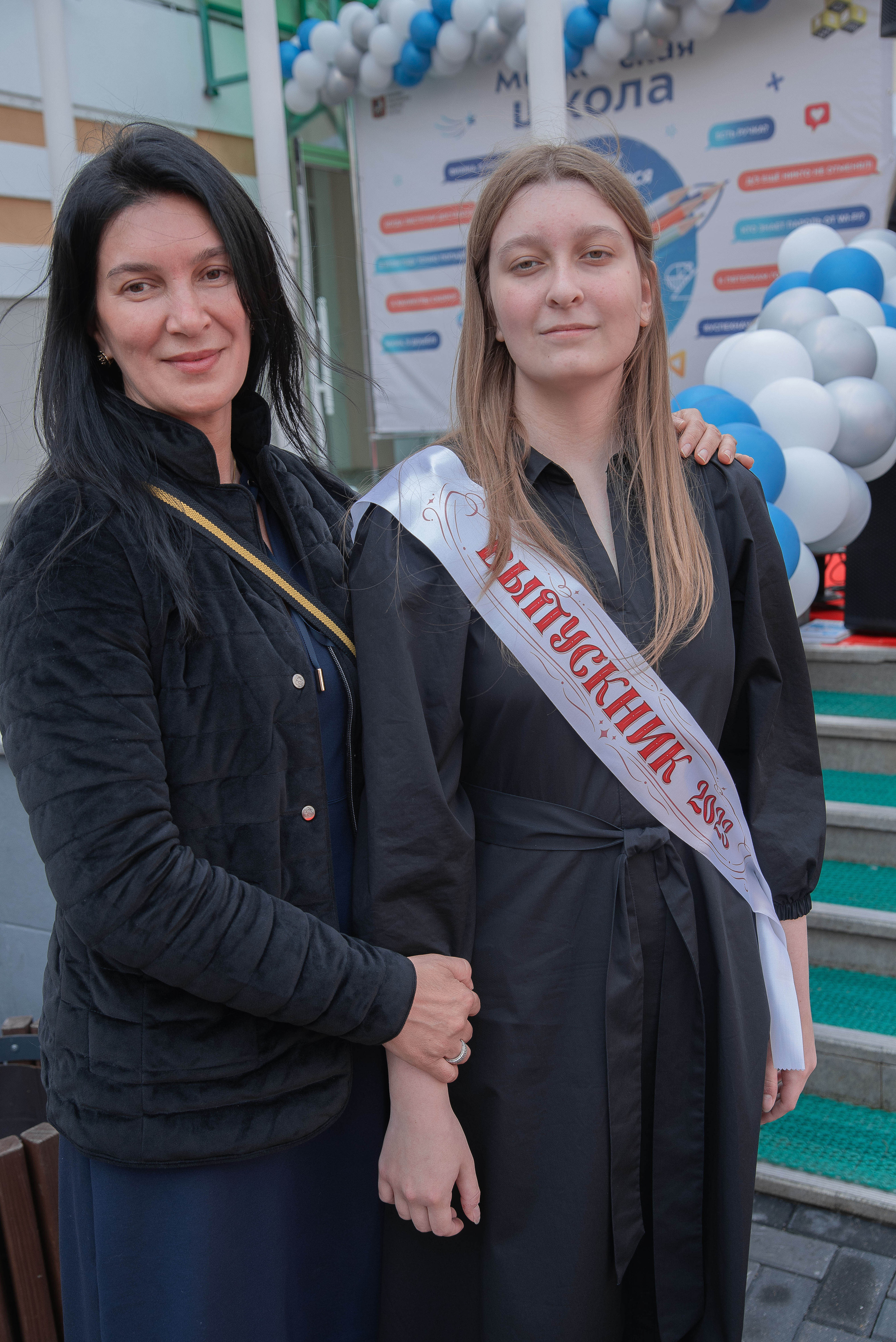 Последний звонок. Стильный портретный и семейный фотограф в Москве Ника Артуньянц