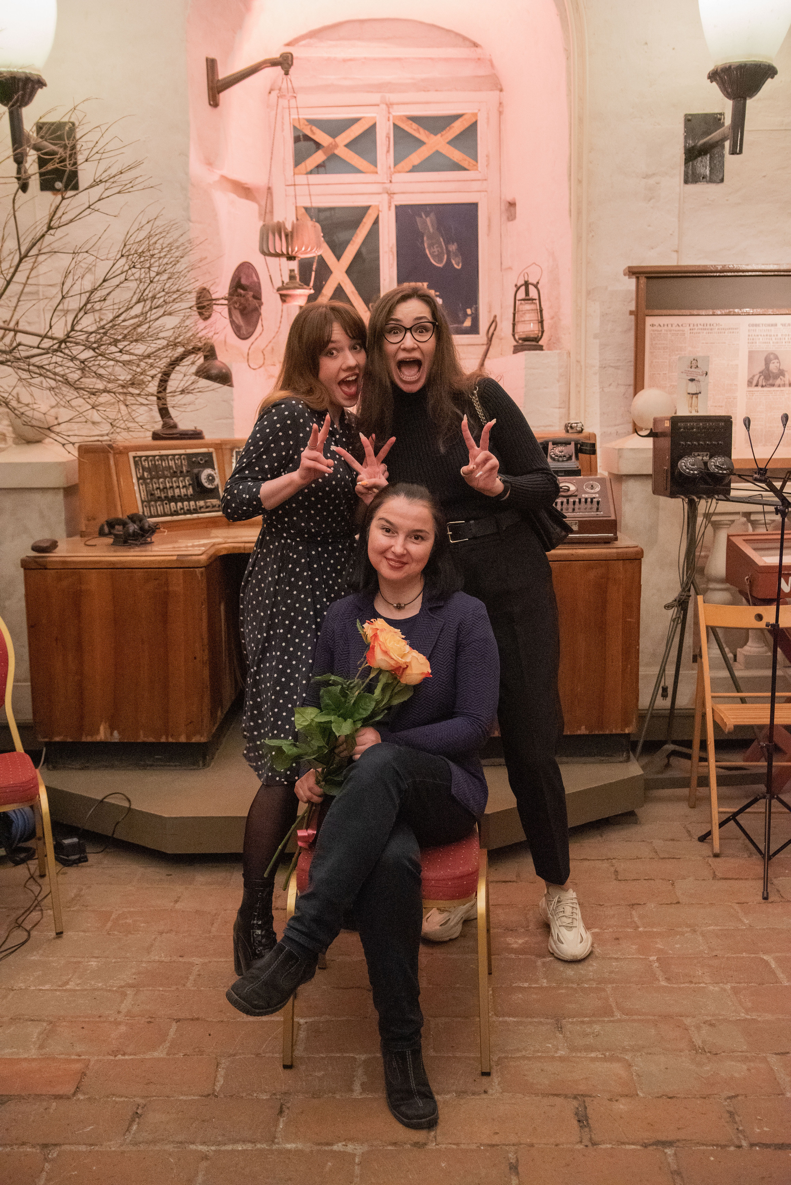 Музей «Огни Москвы» (съемка в темноте). Стильный портретный и семейный фотограф в Москве Ника Артуньянц